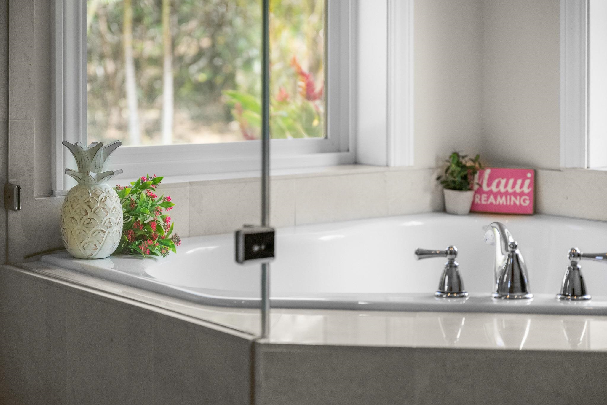 11  Pua Niu Way Launiupoko, Lahaina home - photo 16 of 40