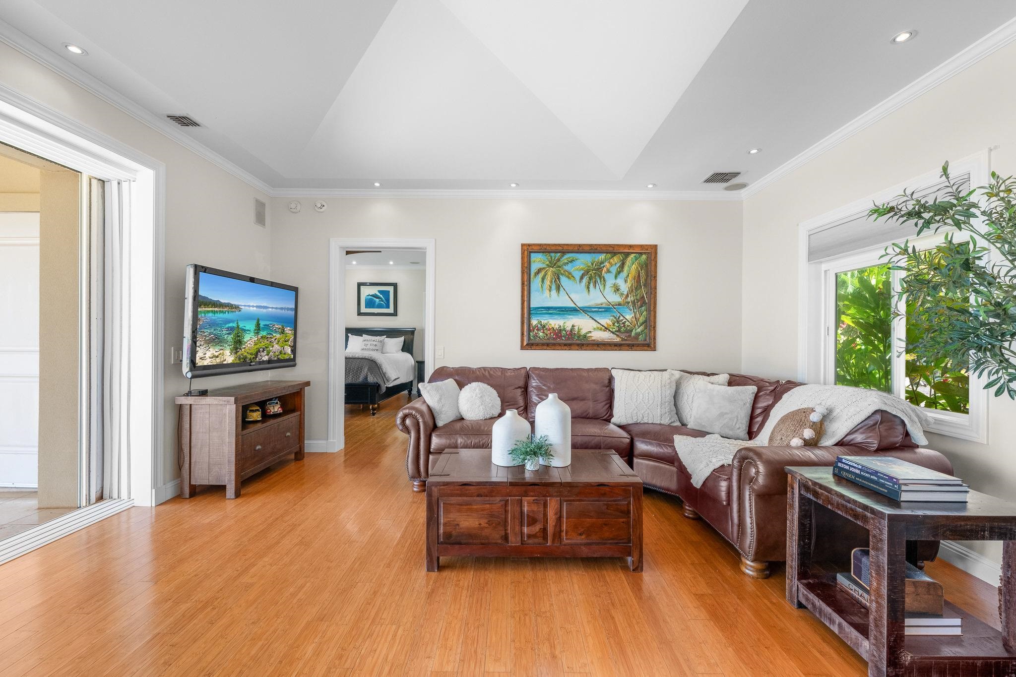 11  Pua Niu Way Launiupoko, Lahaina home - photo 4 of 40