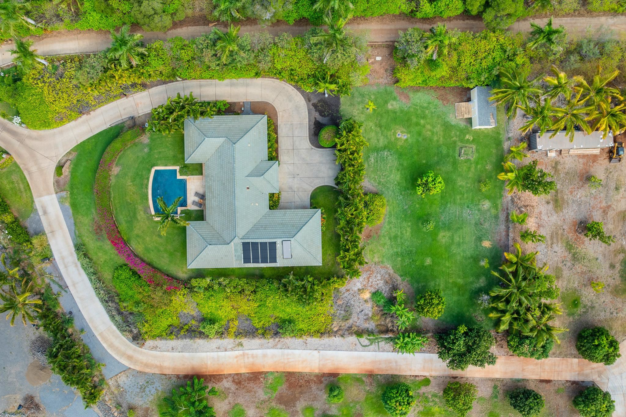 11  Pua Niu Way Launiupoko, Lahaina home - photo 34 of 40