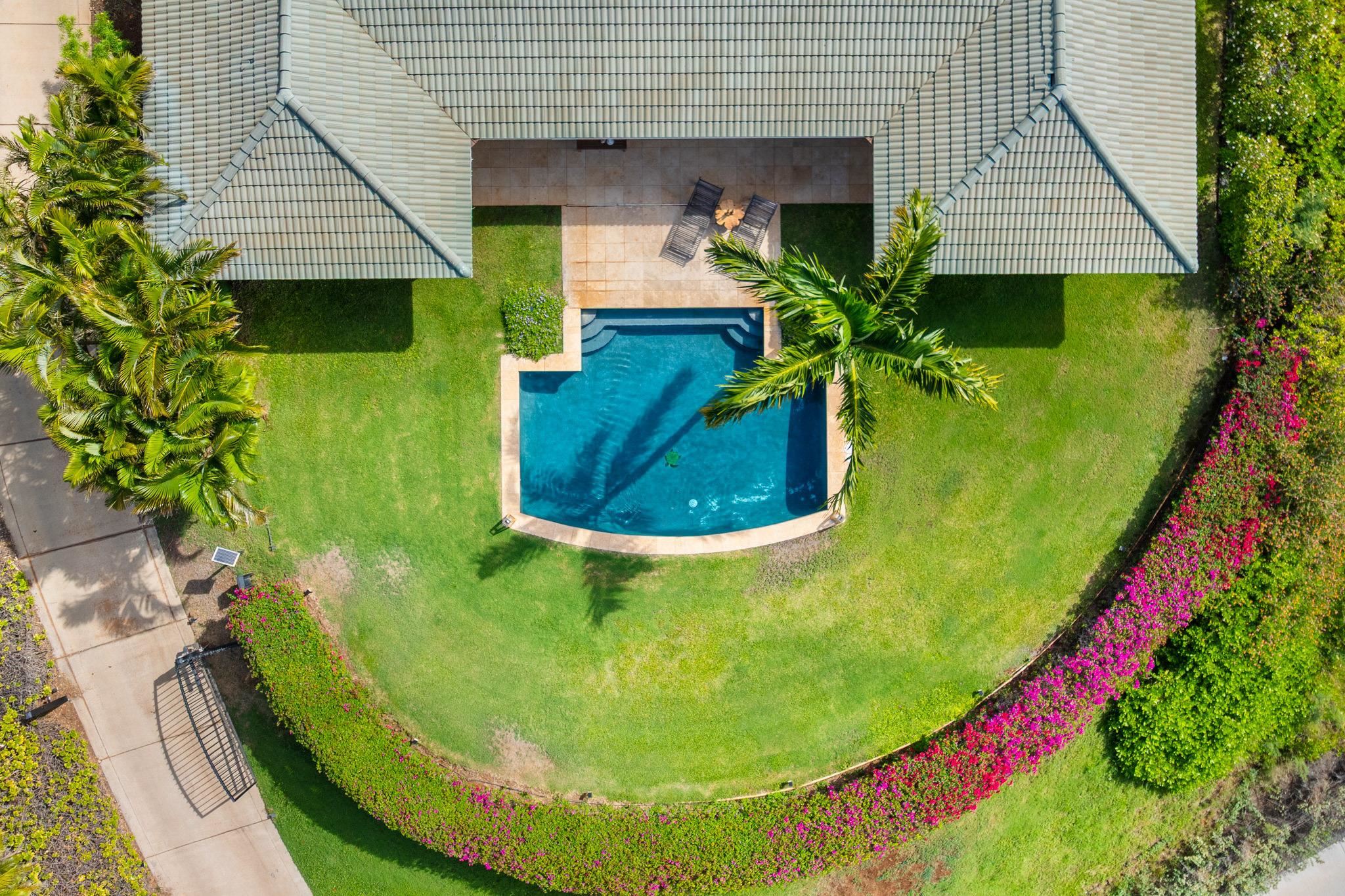 11  Pua Niu Way Launiupoko, Lahaina home - photo 35 of 40