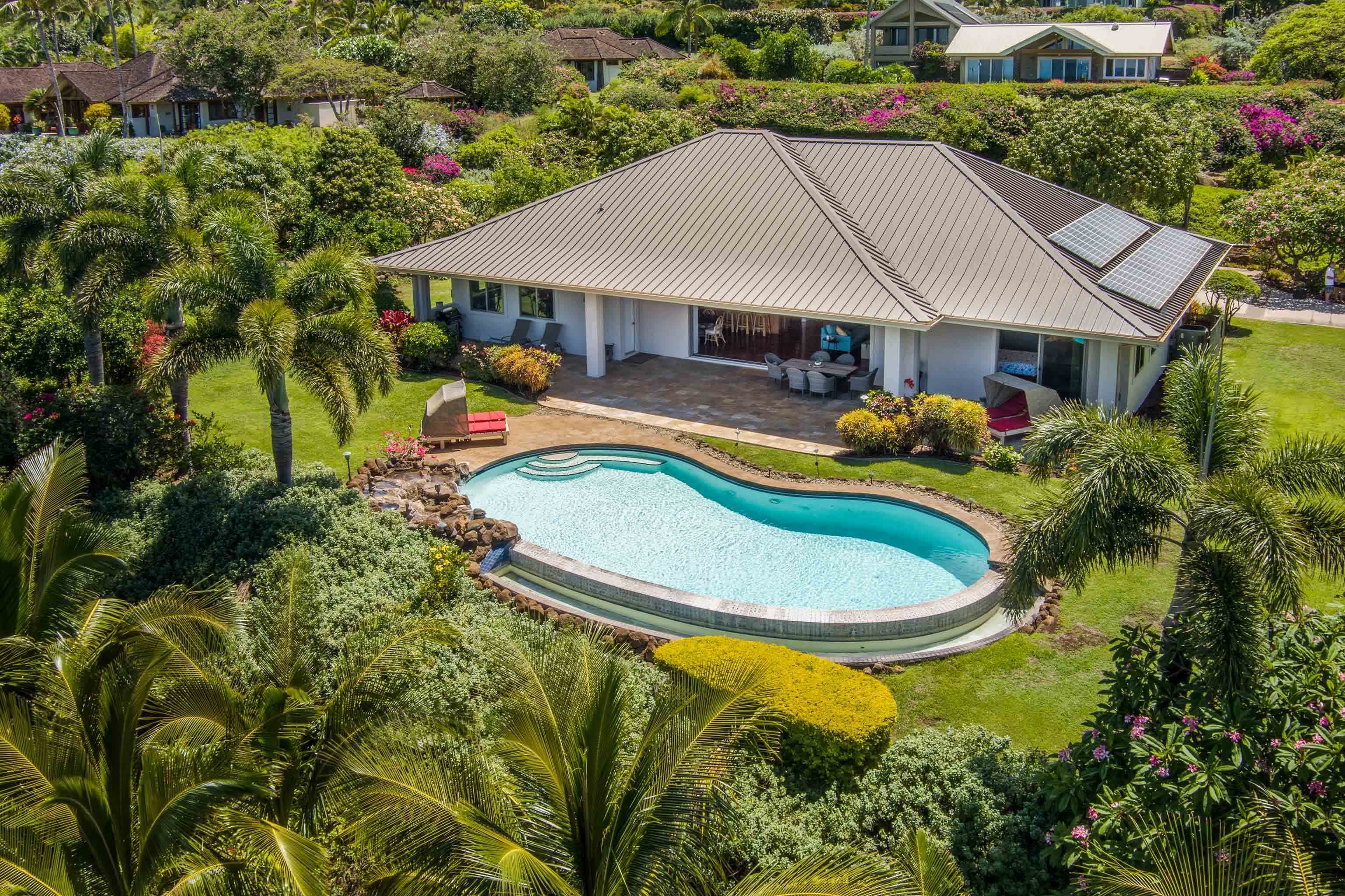110  Awaiku St Launiupoko, Lahaina home - photo 29 of 47