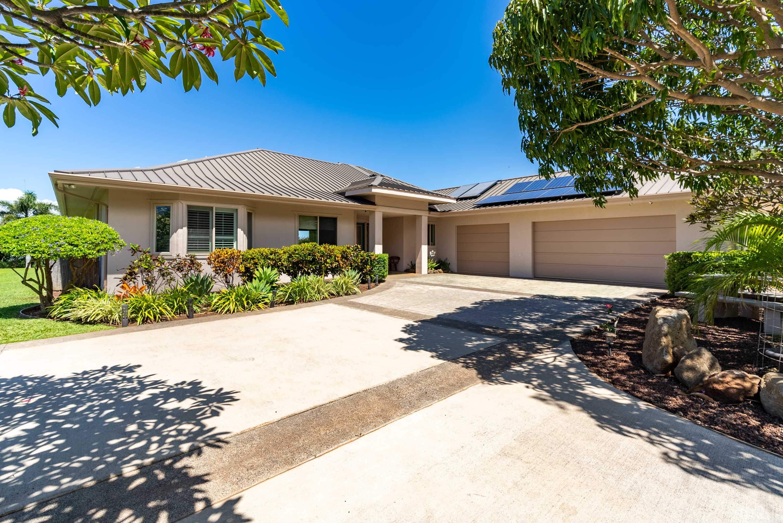 110  Awaiku St Launiupoko, Lahaina home - photo 30 of 47