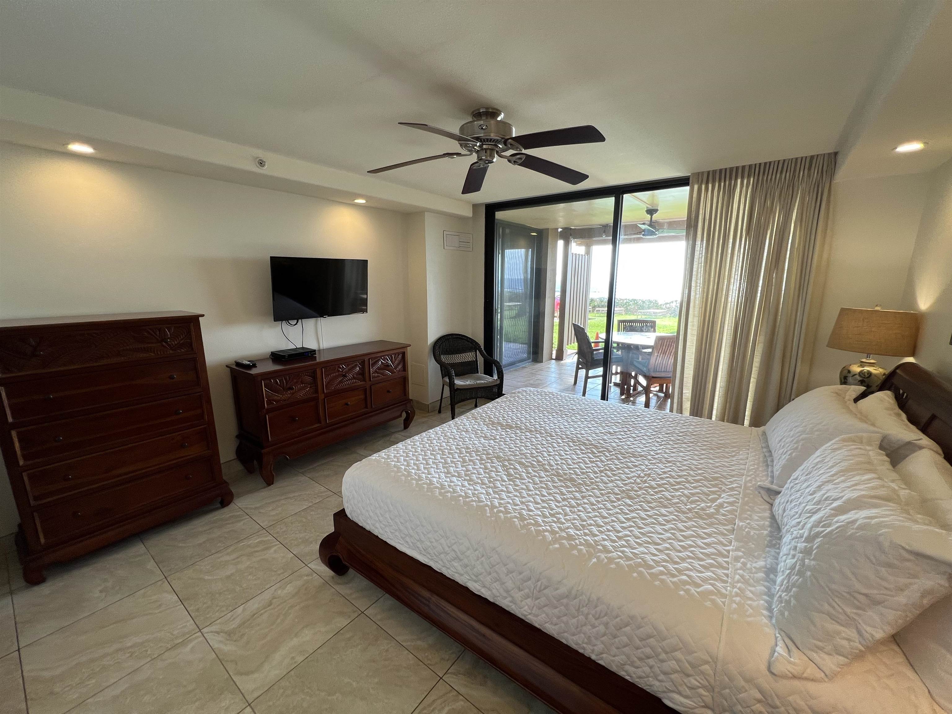 Mahana condo # 101, Lahaina, Hawaii - photo 28 of 50