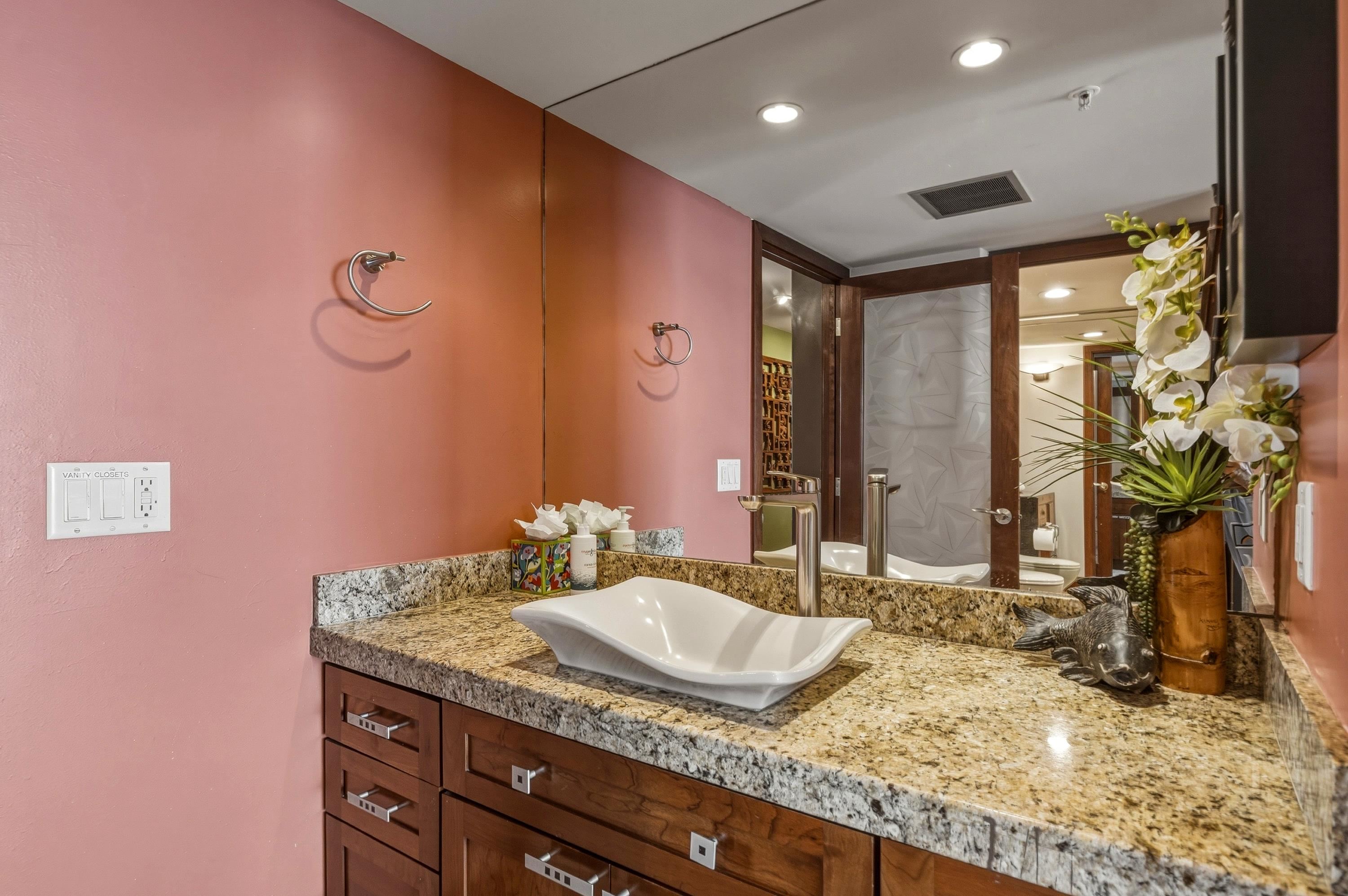 Mahana condo # 1019, Lahaina, Hawaii - photo 33 of 50