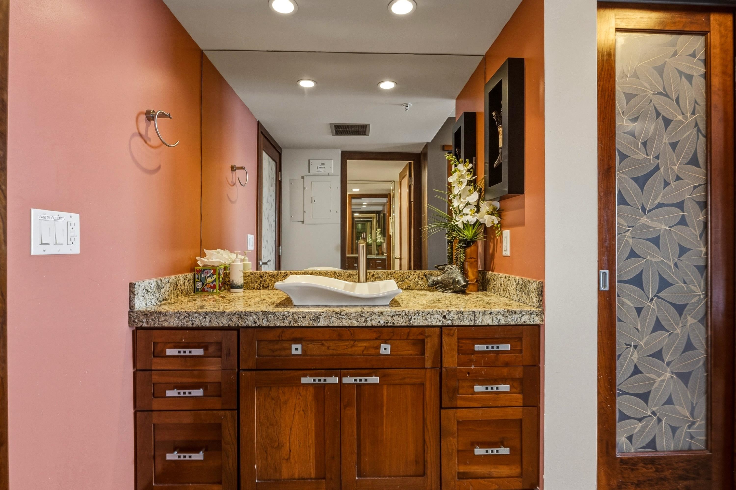 Mahana condo # 1019, Lahaina, Hawaii - photo 34 of 50