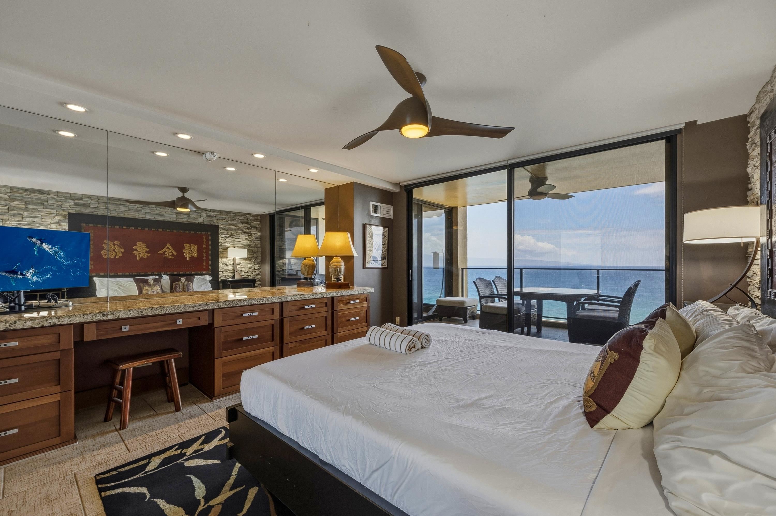 Mahana condo # 1019, Lahaina, Hawaii - photo 5 of 50