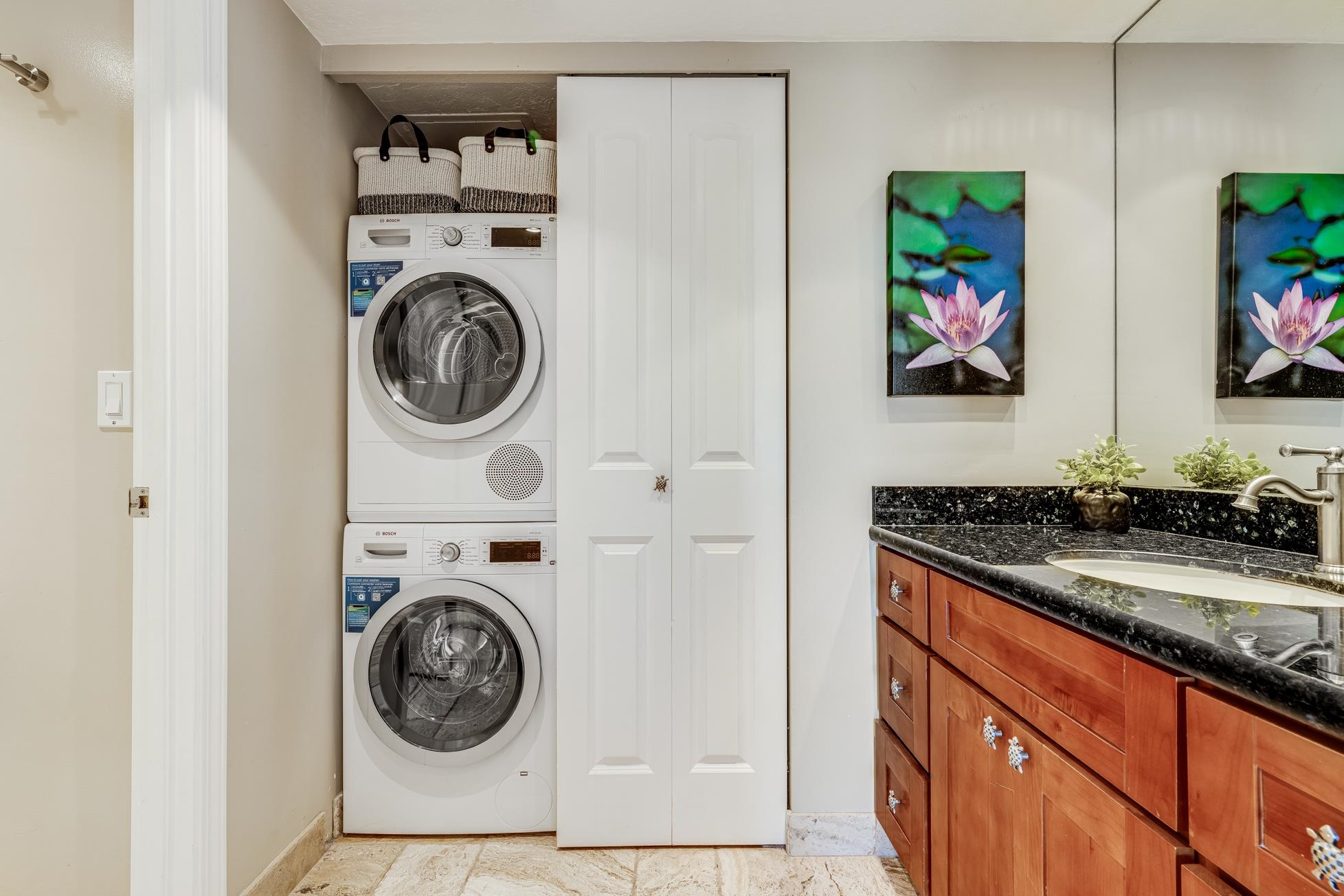 Mahana condo # 108, Lahaina, Hawaii - photo 18 of 35