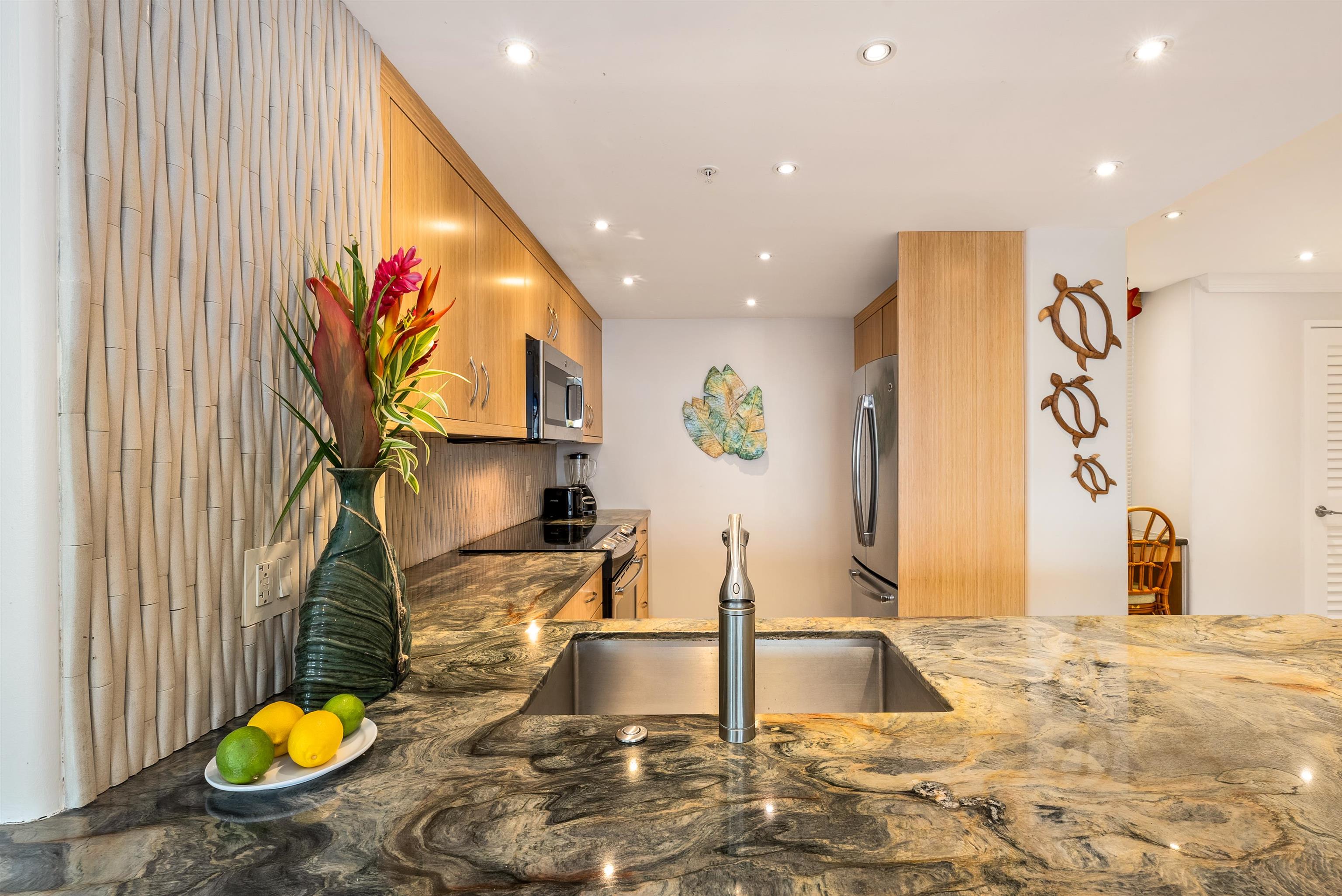 Mahana condo # 109, Lahaina, Hawaii - photo 15 of 49