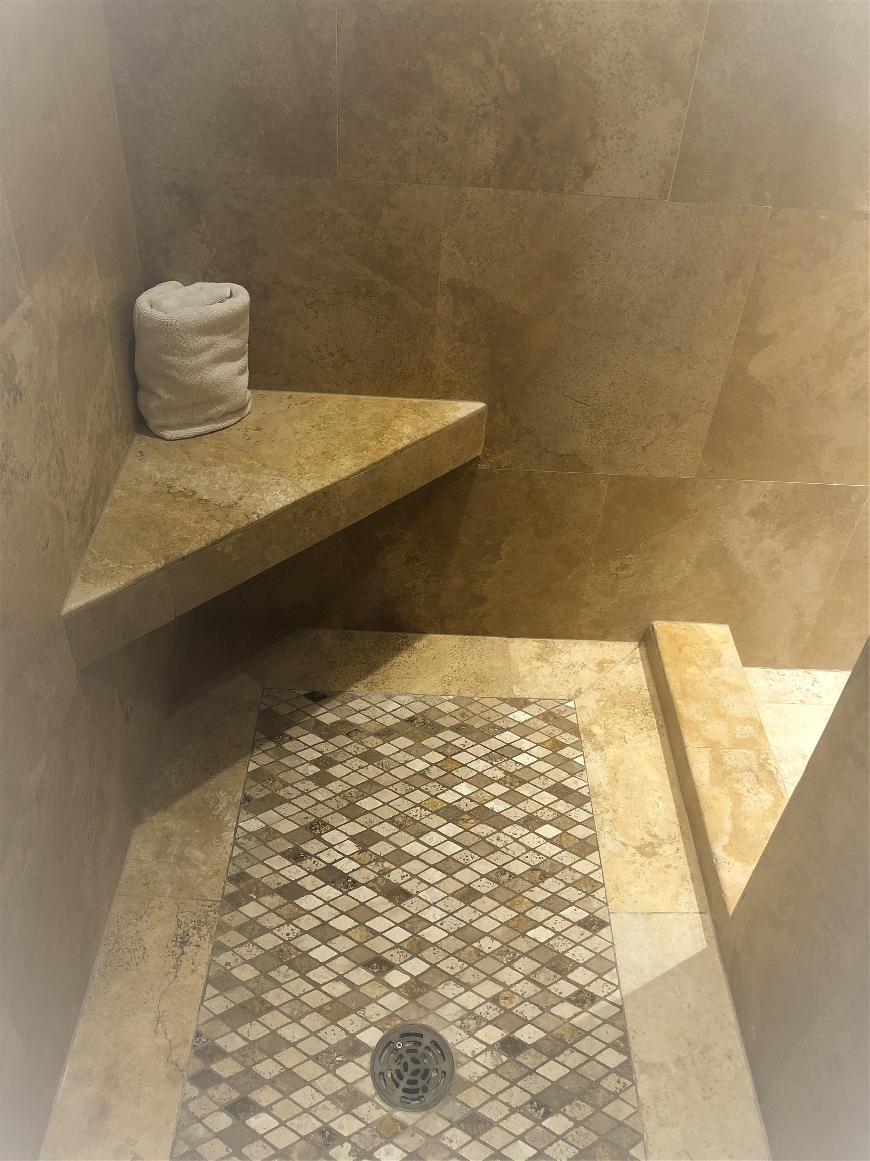 Mahana condo # 119, Lahaina, Hawaii - photo 22 of 30