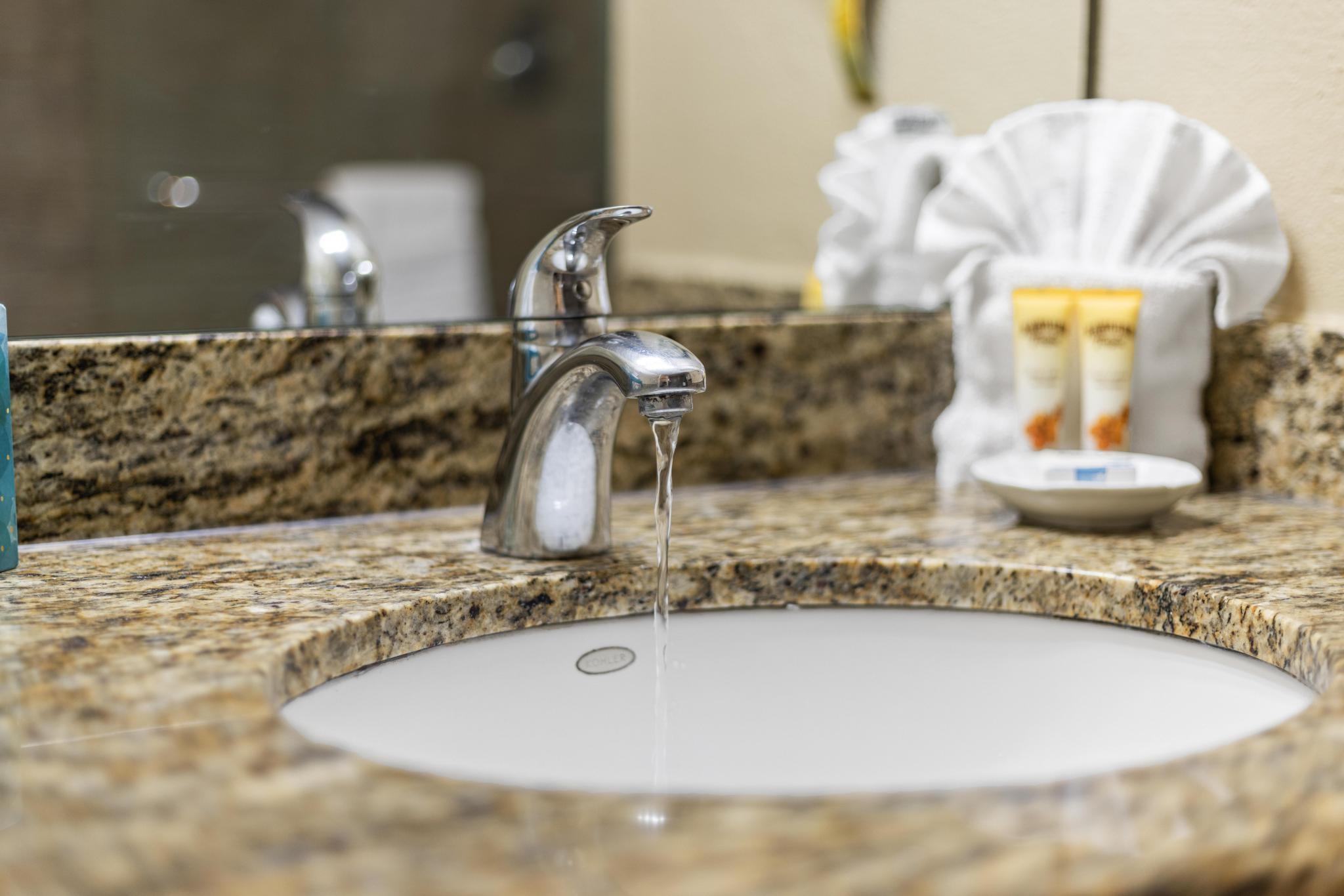 Mahana condo # 1203, Lahaina, Hawaii - photo 21 of 50