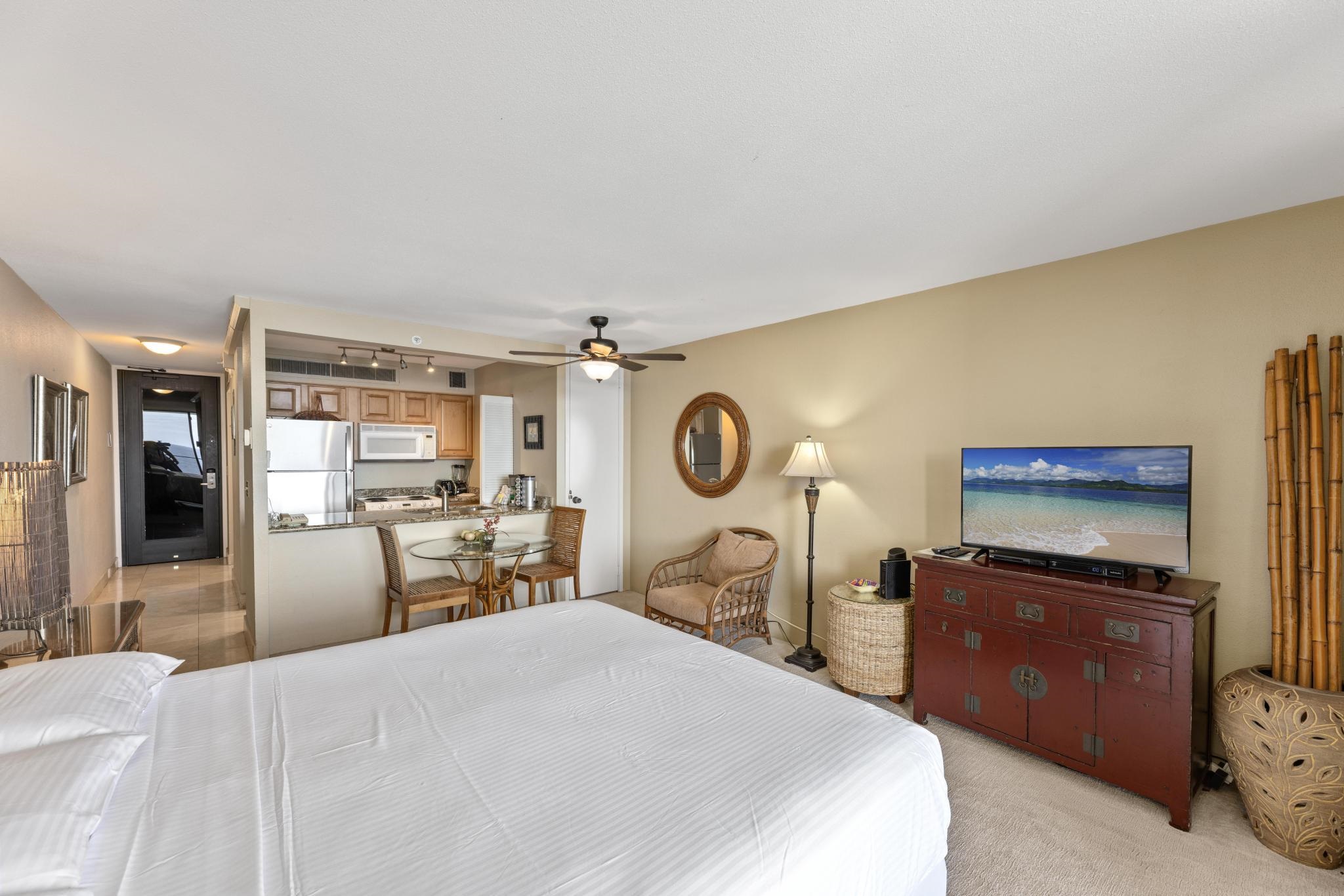 Mahana condo # 1203, Lahaina, Hawaii - photo 9 of 50