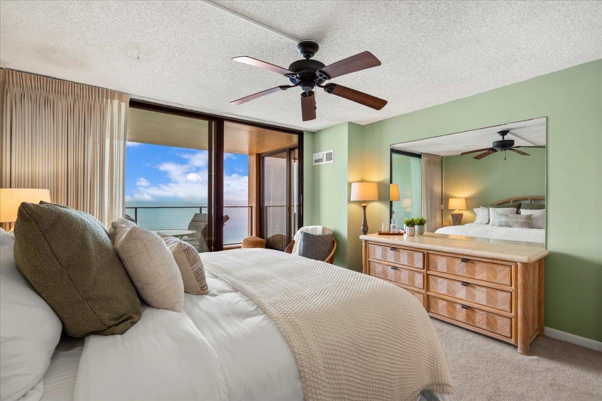Mahana condo # 1207, Lahaina, Hawaii - photo 28 of 45