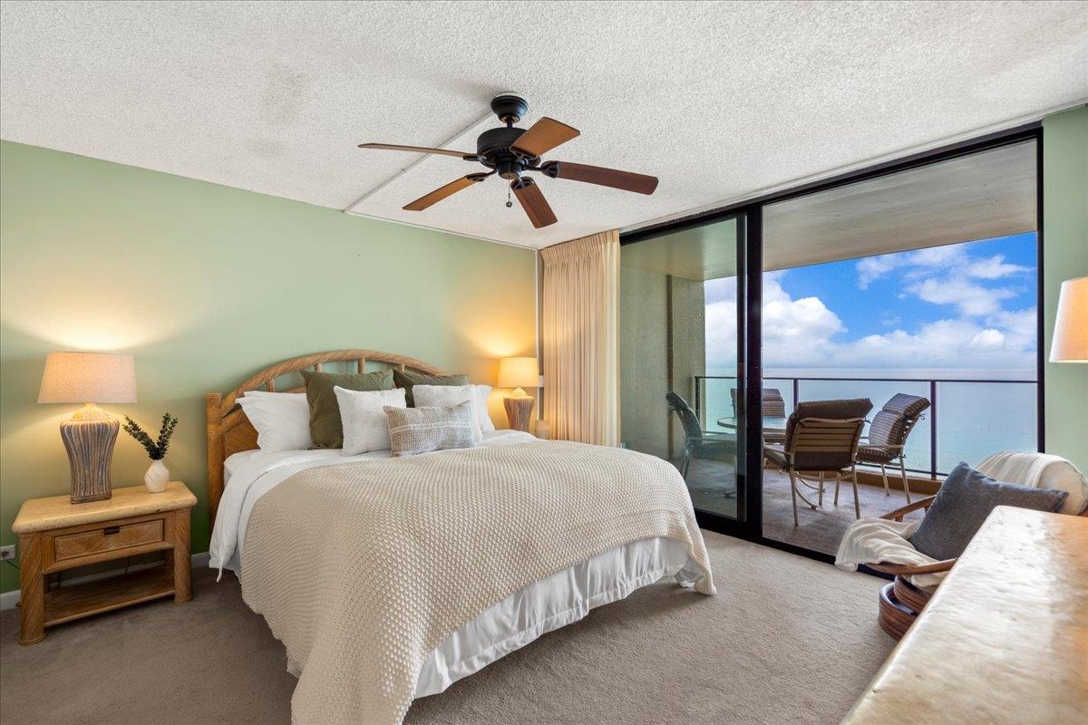 Mahana condo # 1207, Lahaina, Hawaii - photo 4 of 45