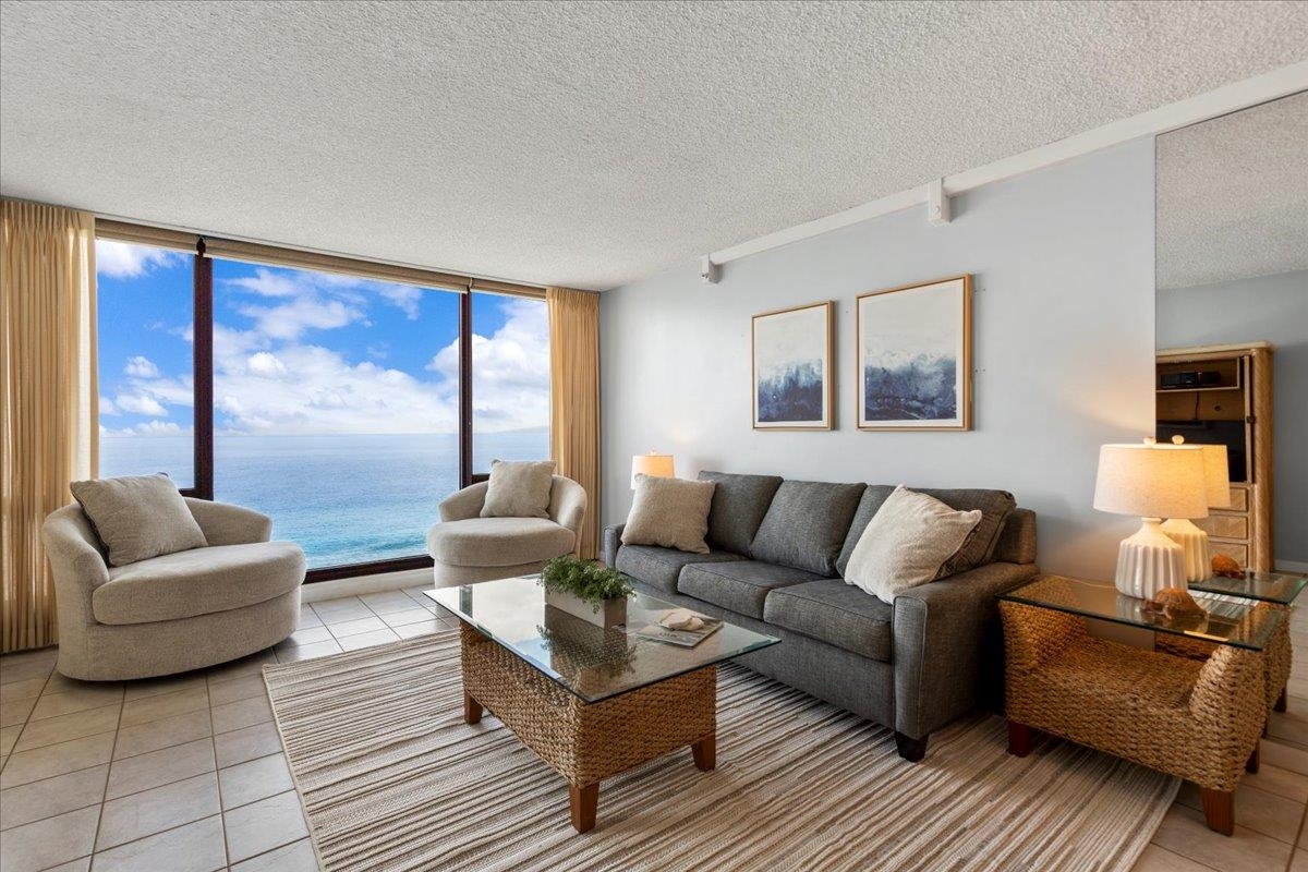 Mahana condo # 1207, Lahaina, Hawaii - photo 8 of 45