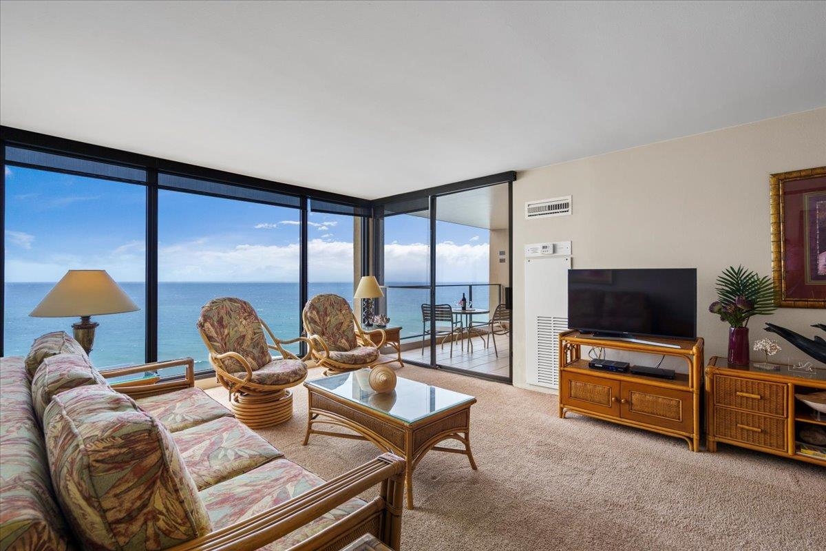 Mahana condo # 1208, Lahaina, Hawaii - photo 11 of 47