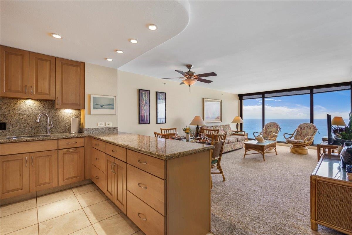 Mahana condo # 1208, Lahaina, Hawaii - photo 12 of 47