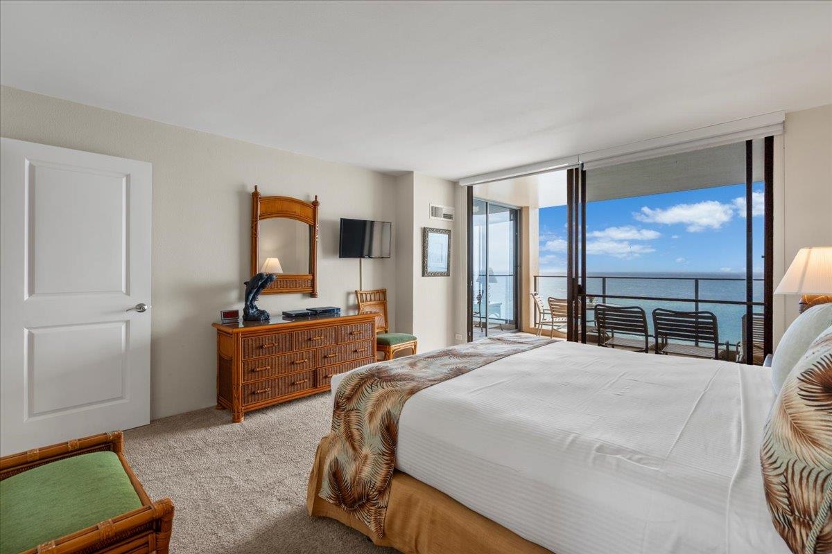 Mahana condo # 1208, Lahaina, Hawaii - photo 3 of 47