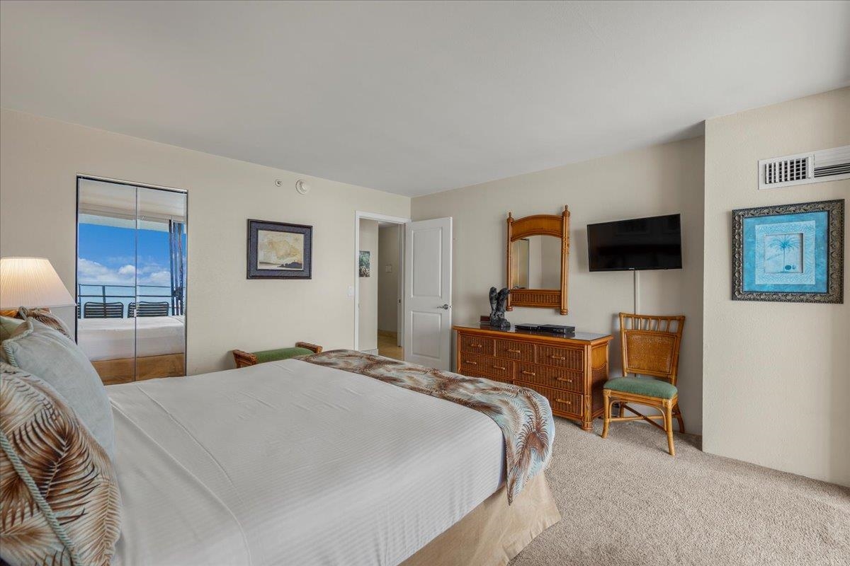 Mahana condo # 1208, Lahaina, Hawaii - photo 30 of 47