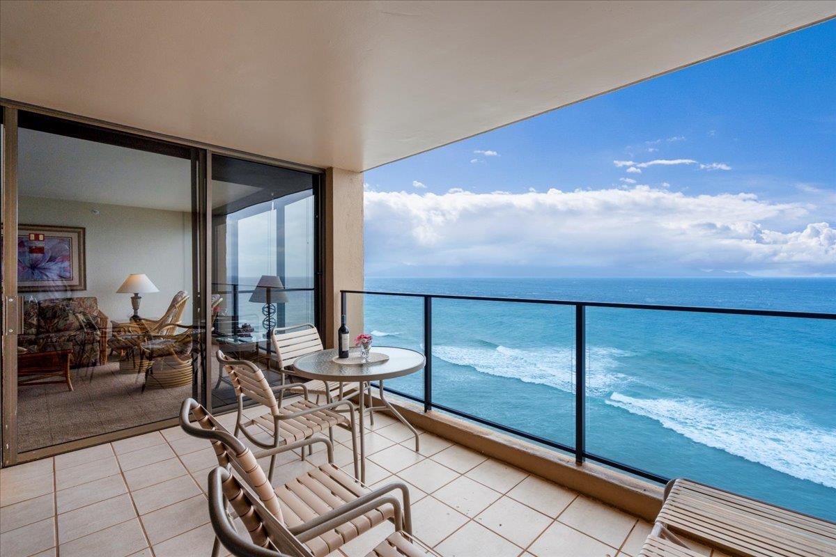 Mahana condo # 1208, Lahaina, Hawaii - photo 4 of 47