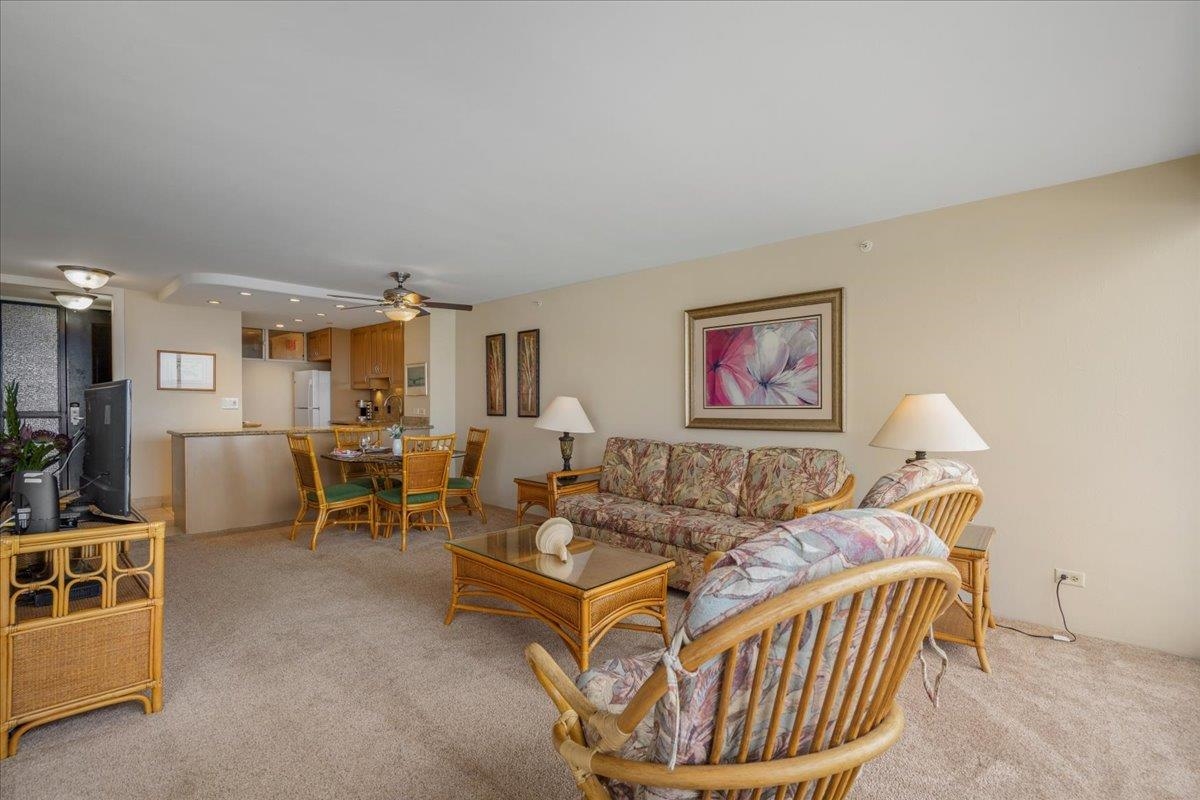 Mahana condo # 1208, Lahaina, Hawaii - photo 42 of 47