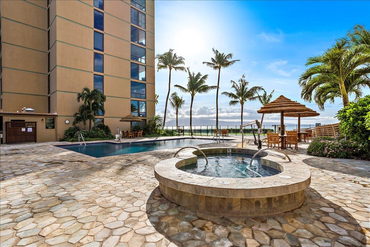 Mahana condo # 1208, Lahaina, Hawaii - photo 44 of 47