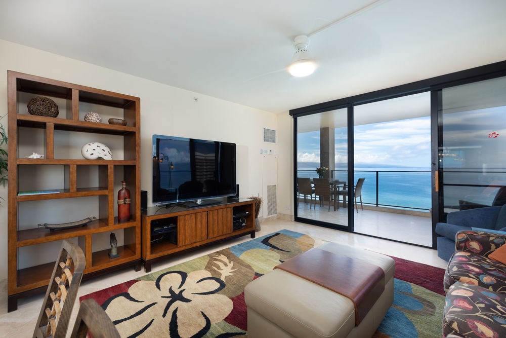 Mahana condo # 1209, Lahaina, Hawaii - photo 5 of 24