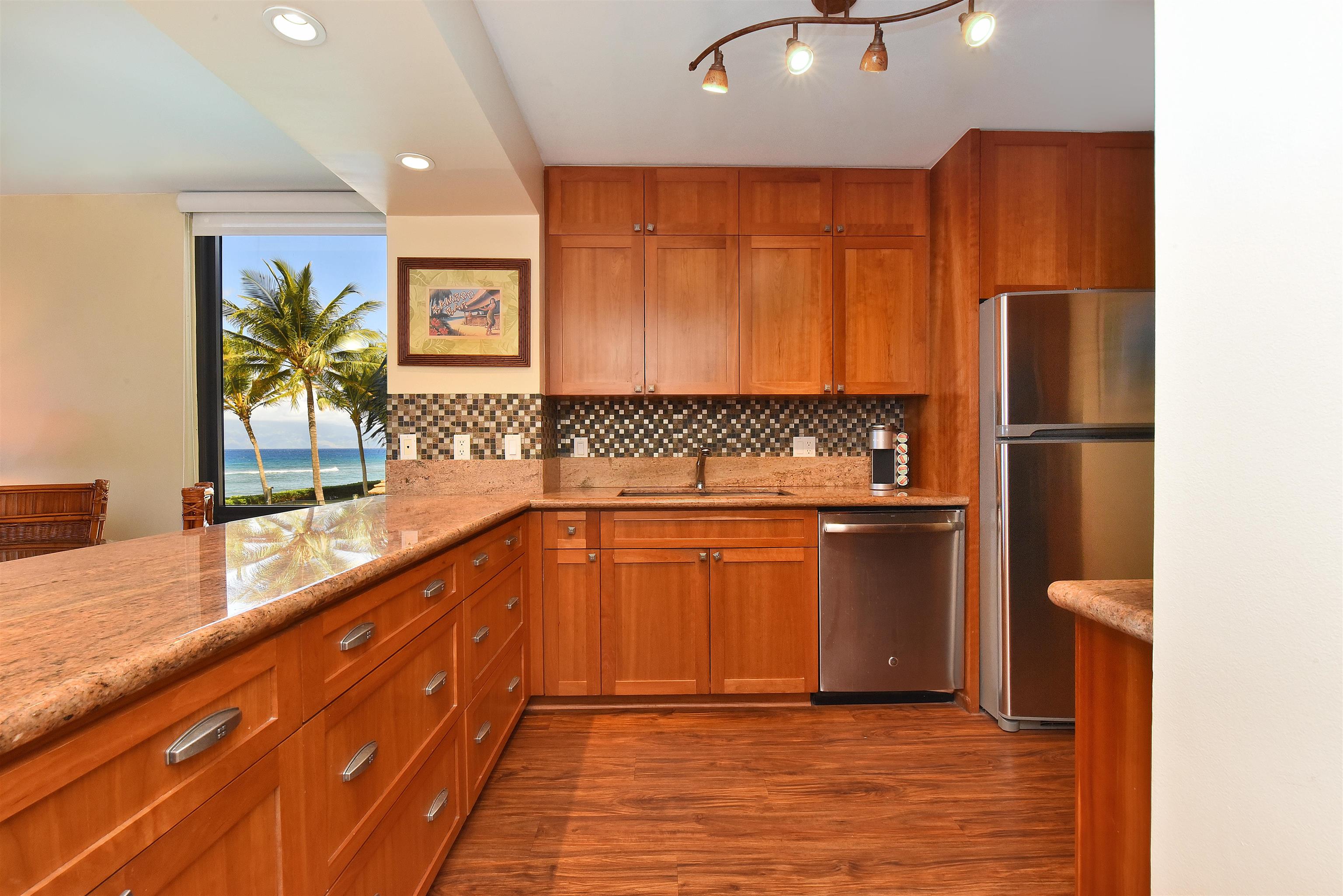 Mahana condo # 211, Lahaina, Hawaii - photo 11 of 46