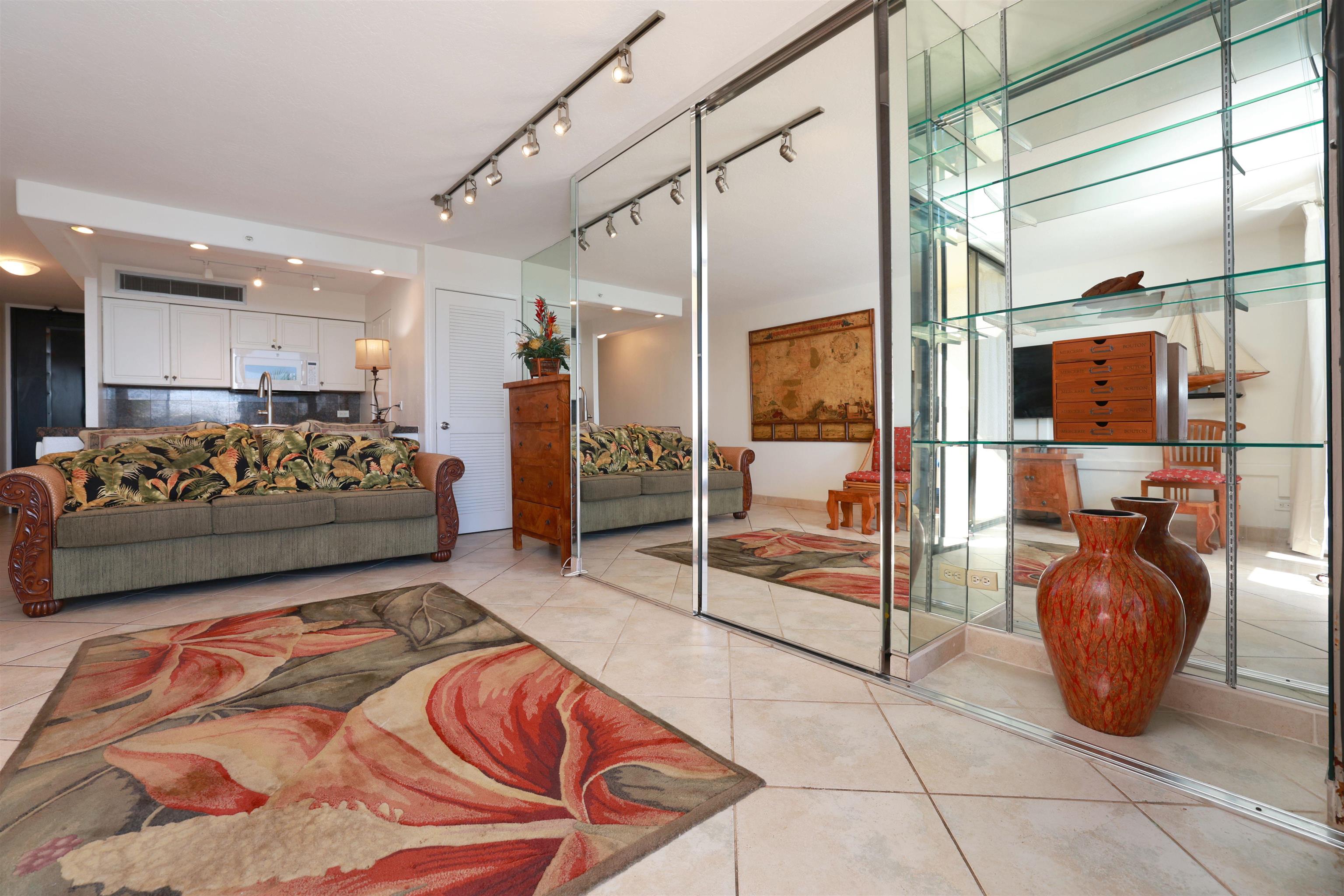 Mahana condo # 412, Lahaina, Hawaii - photo 15 of 34