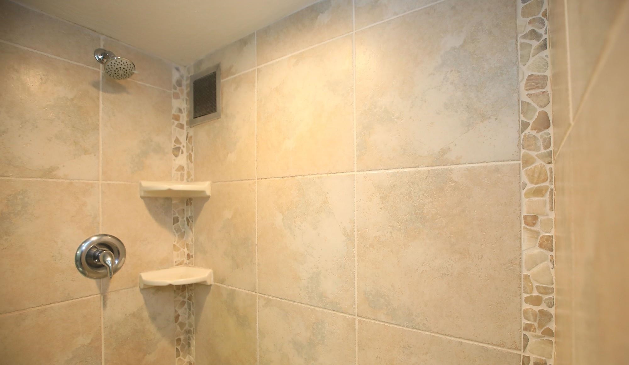 Mahana condo # 412, Lahaina, Hawaii - photo 25 of 34