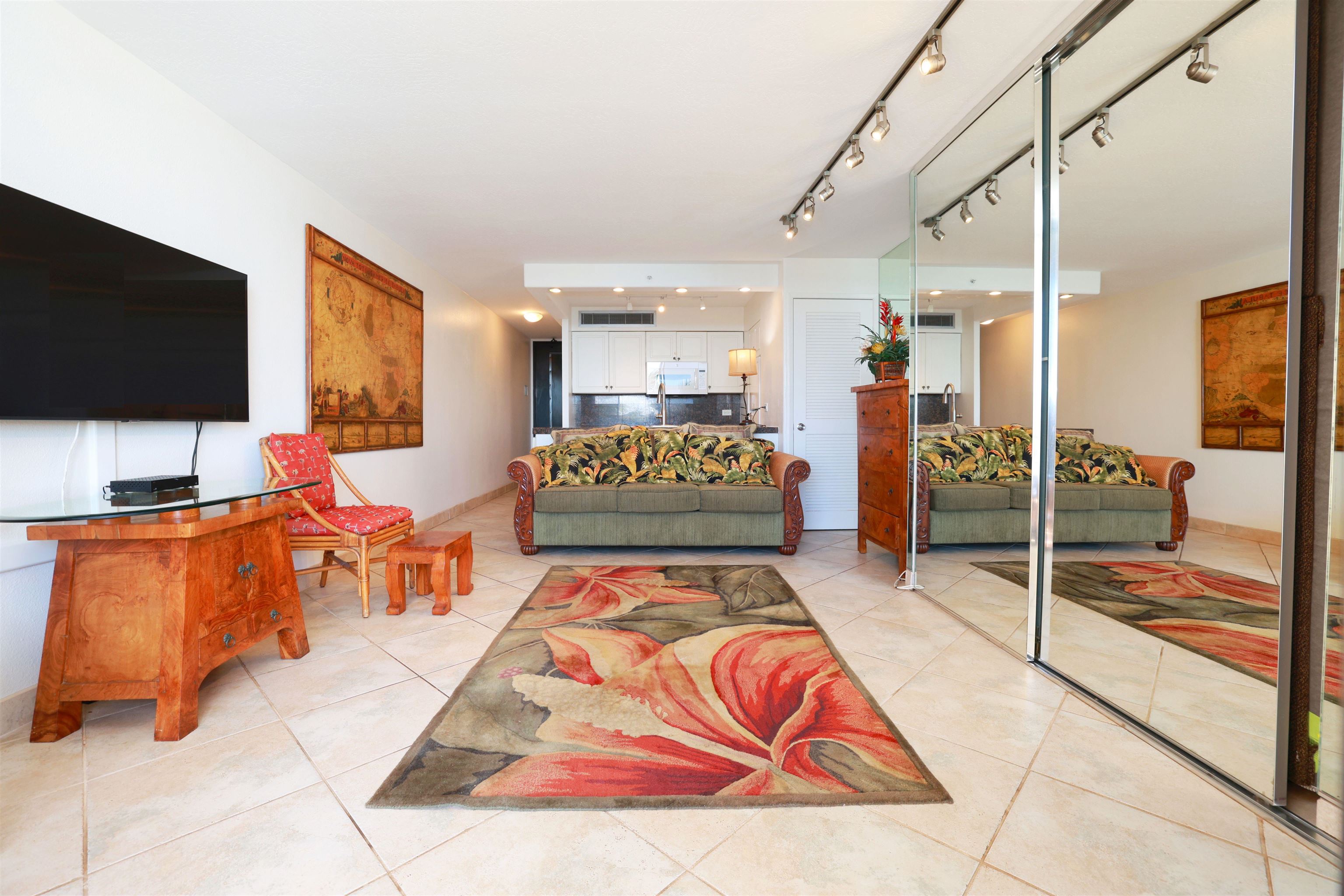 Mahana condo # 412, Lahaina, Hawaii - photo 4 of 34