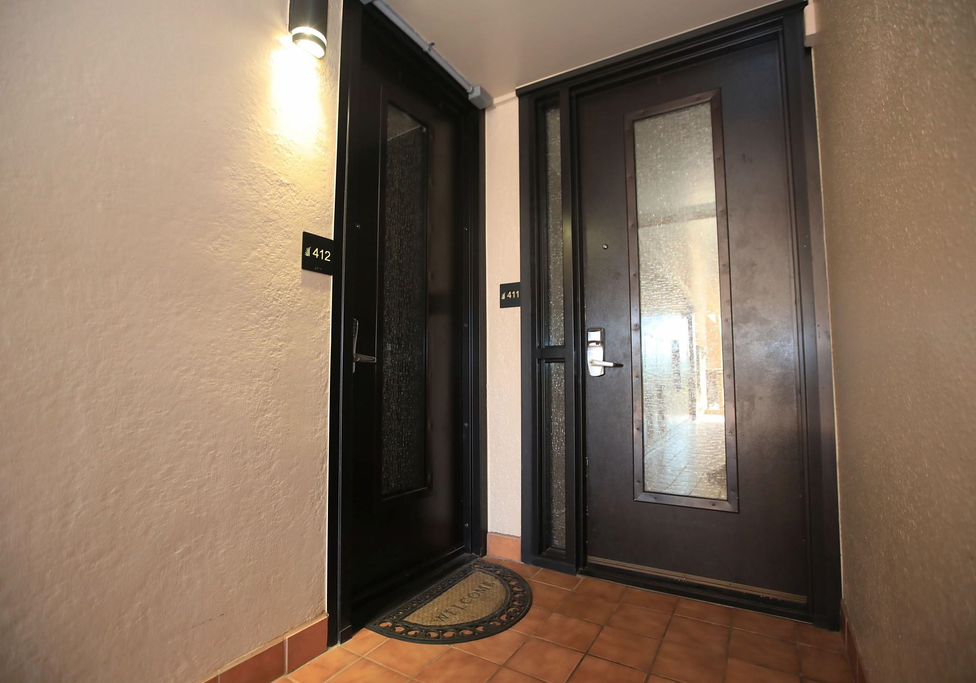 Mahana condo # 412, Lahaina, Hawaii - photo 33 of 34