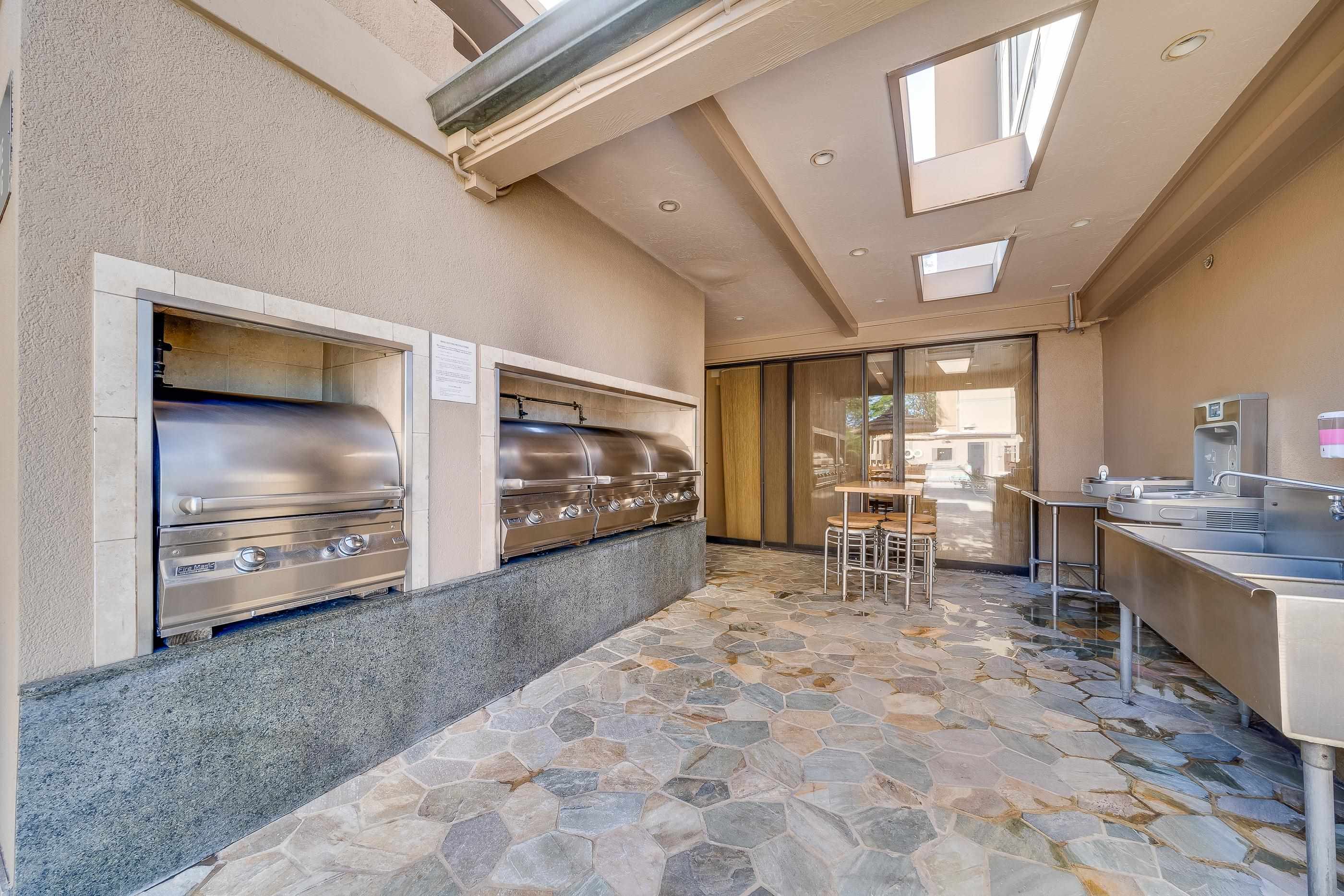 Mahana condo # 501, Lahaina, Hawaii - photo 46 of 48