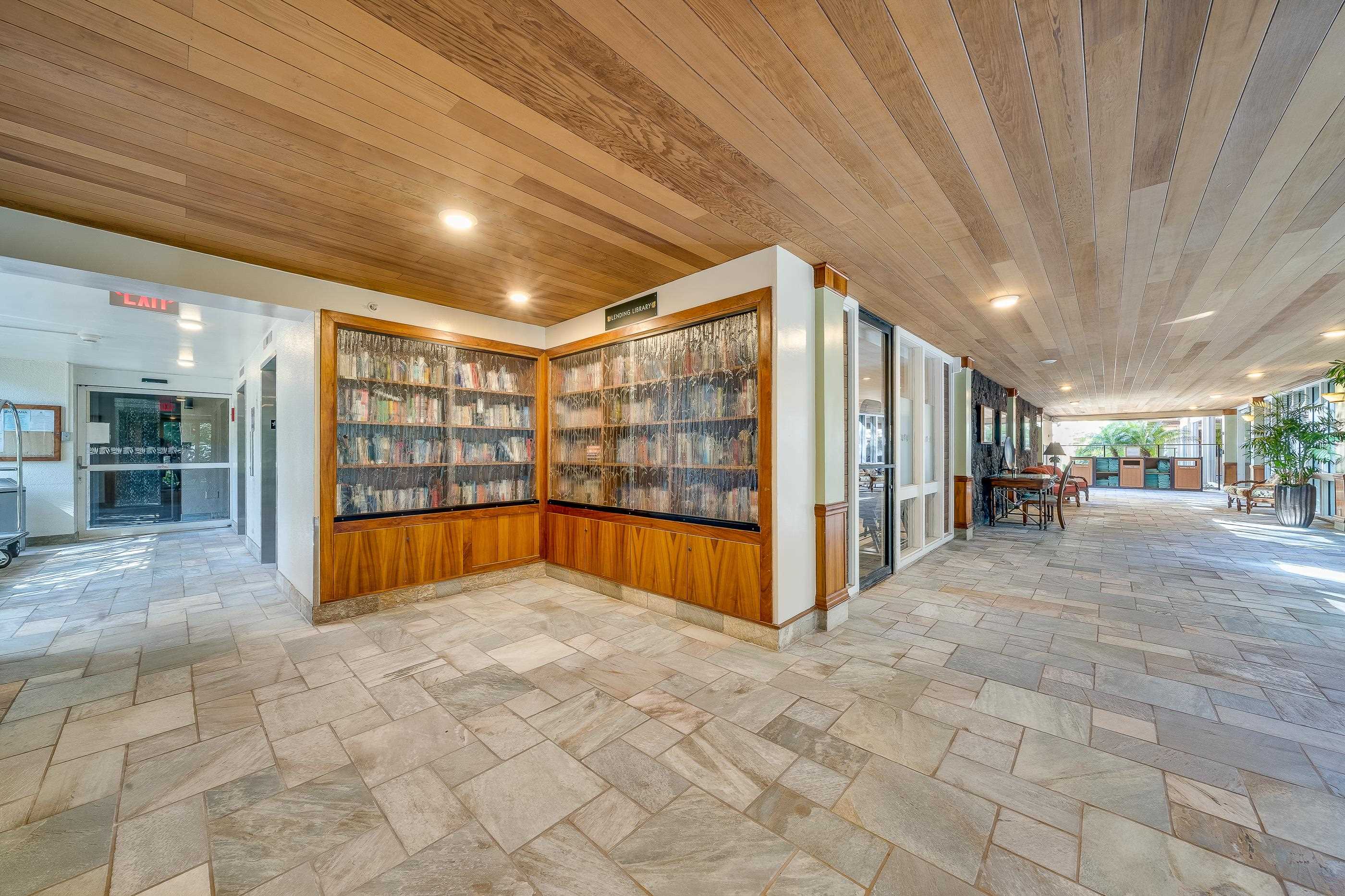 Mahana condo # 501, Lahaina, Hawaii - photo 47 of 48