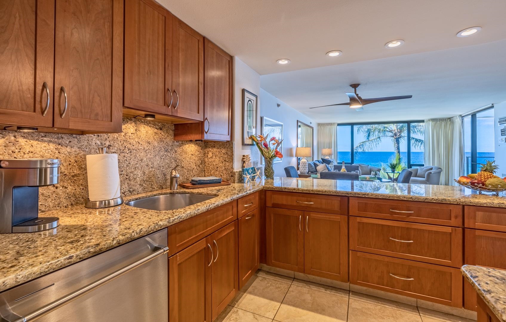 Mahana condo # 508, Lahaina, Hawaii - photo 12 of 43