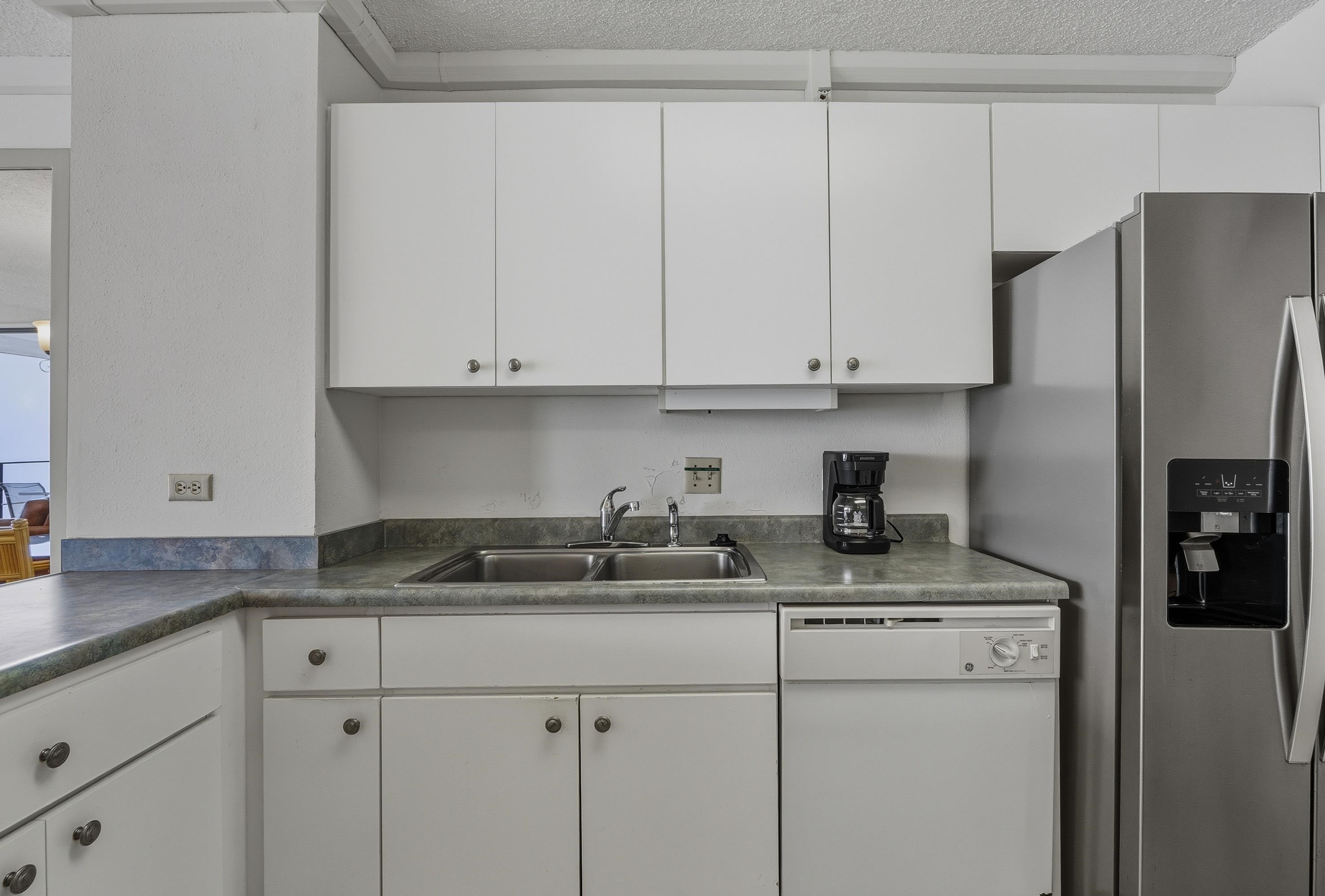 Mahana condo # 518, Lahaina, Hawaii - photo 10 of 35