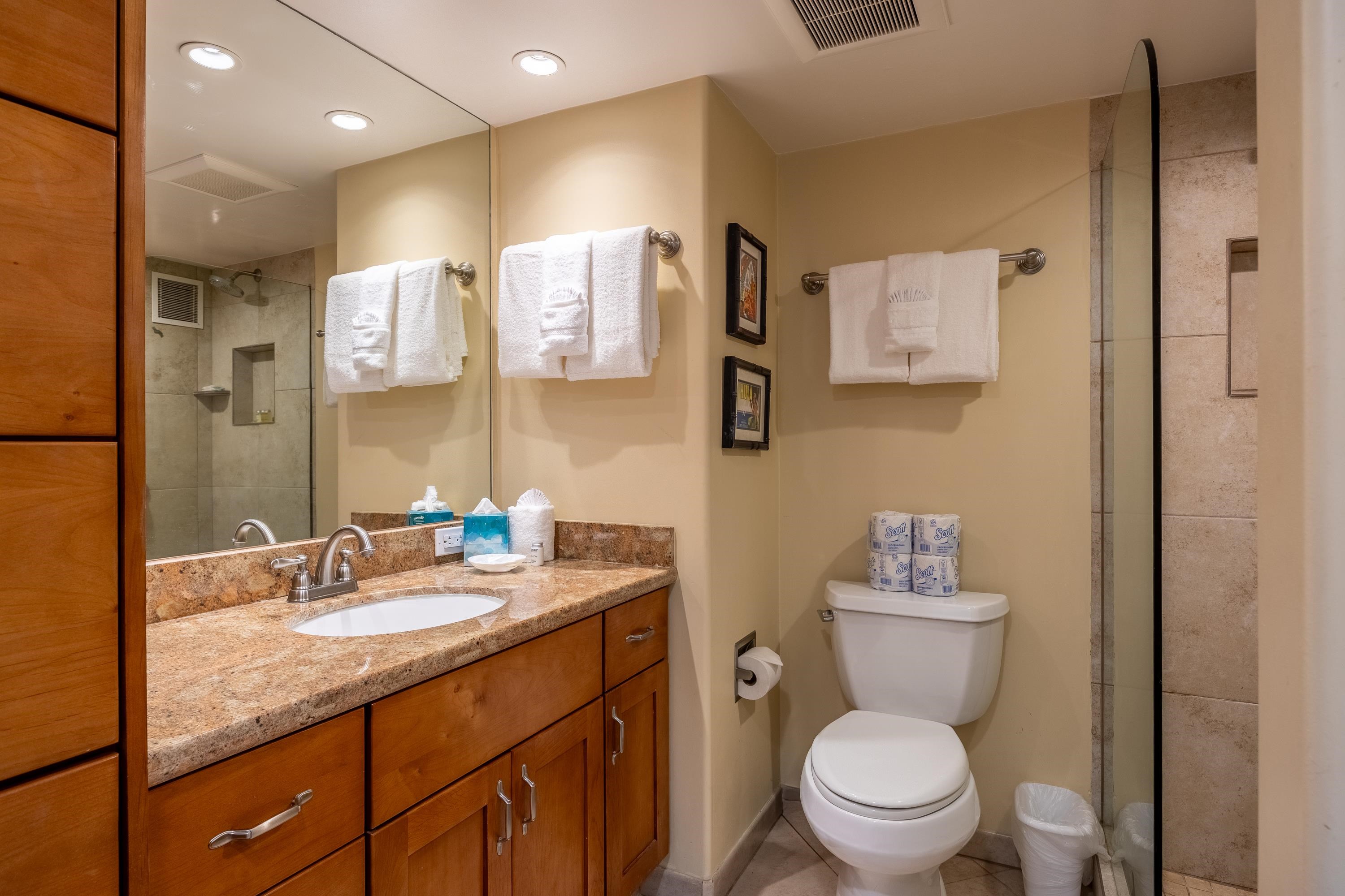 Mahana condo # 612, Lahaina, Hawaii - photo 11 of 35