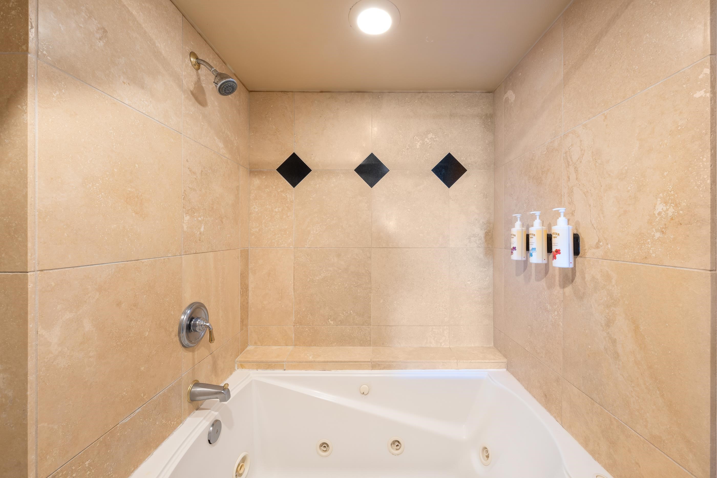 Mahana condo # 711, Lahaina, Hawaii - photo 32 of 50