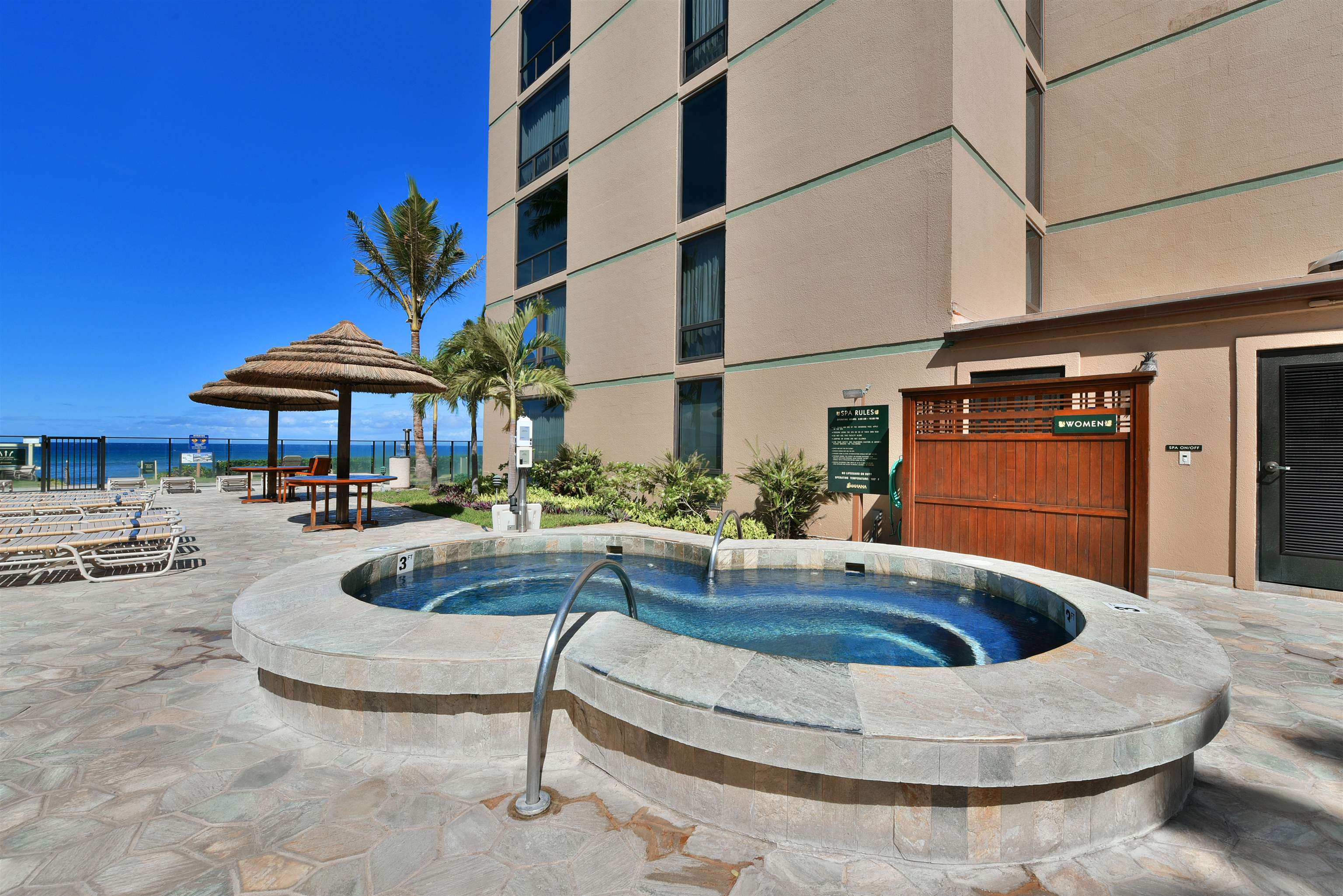 Mahana condo # 817, Lahaina, Hawaii - photo 33 of 36