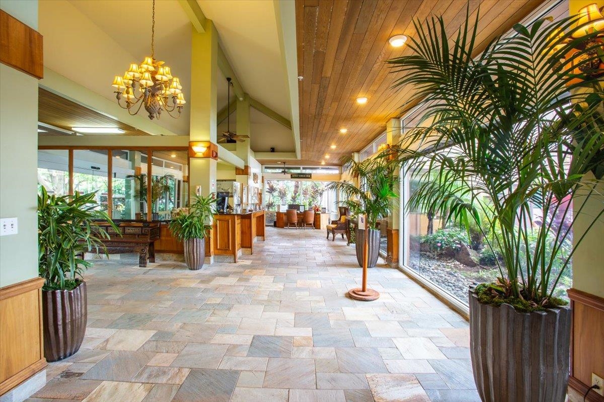 Mahana condo # 915, Lahaina, Hawaii - photo 35 of 42