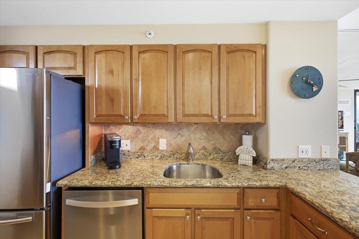 Mahana condo # 915, Lahaina, Hawaii - photo 5 of 42