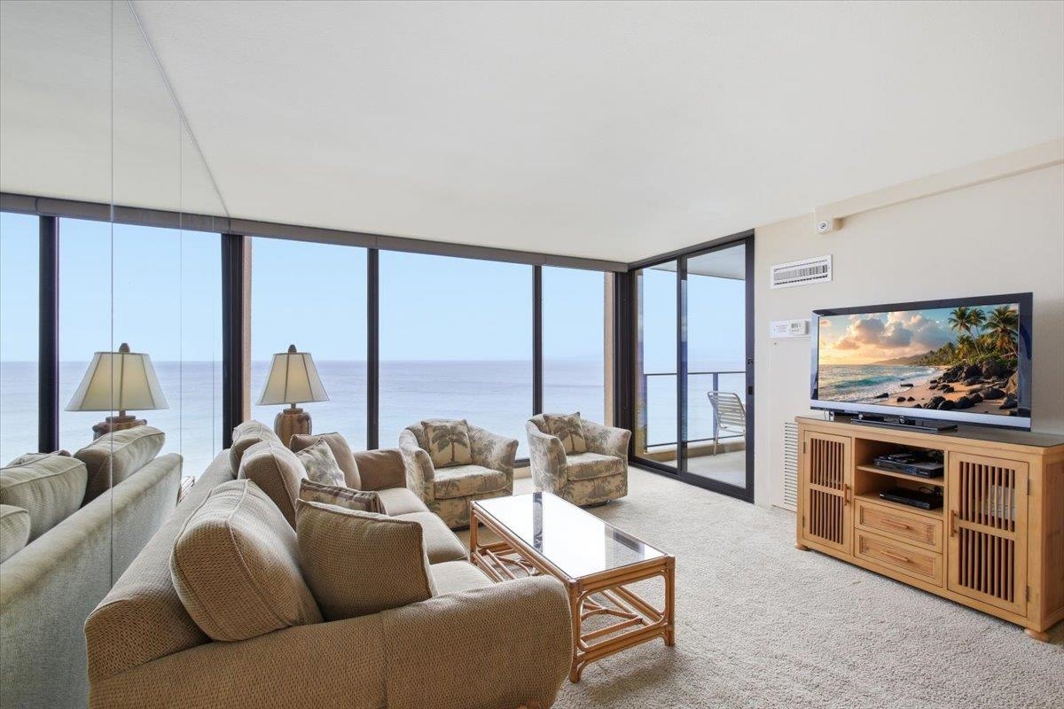 Mahana condo # 915, Lahaina, Hawaii - photo 8 of 42