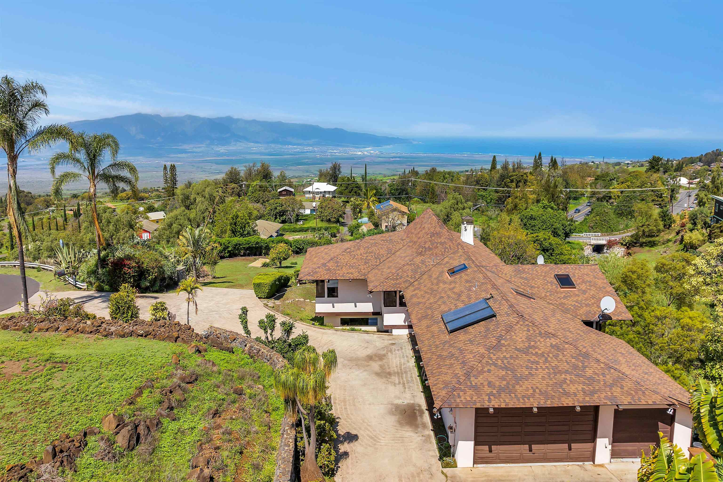 110  Kamehameiki Rd Kula, Kula/Ulupalakua/Kanaio home - photo 2 of 50