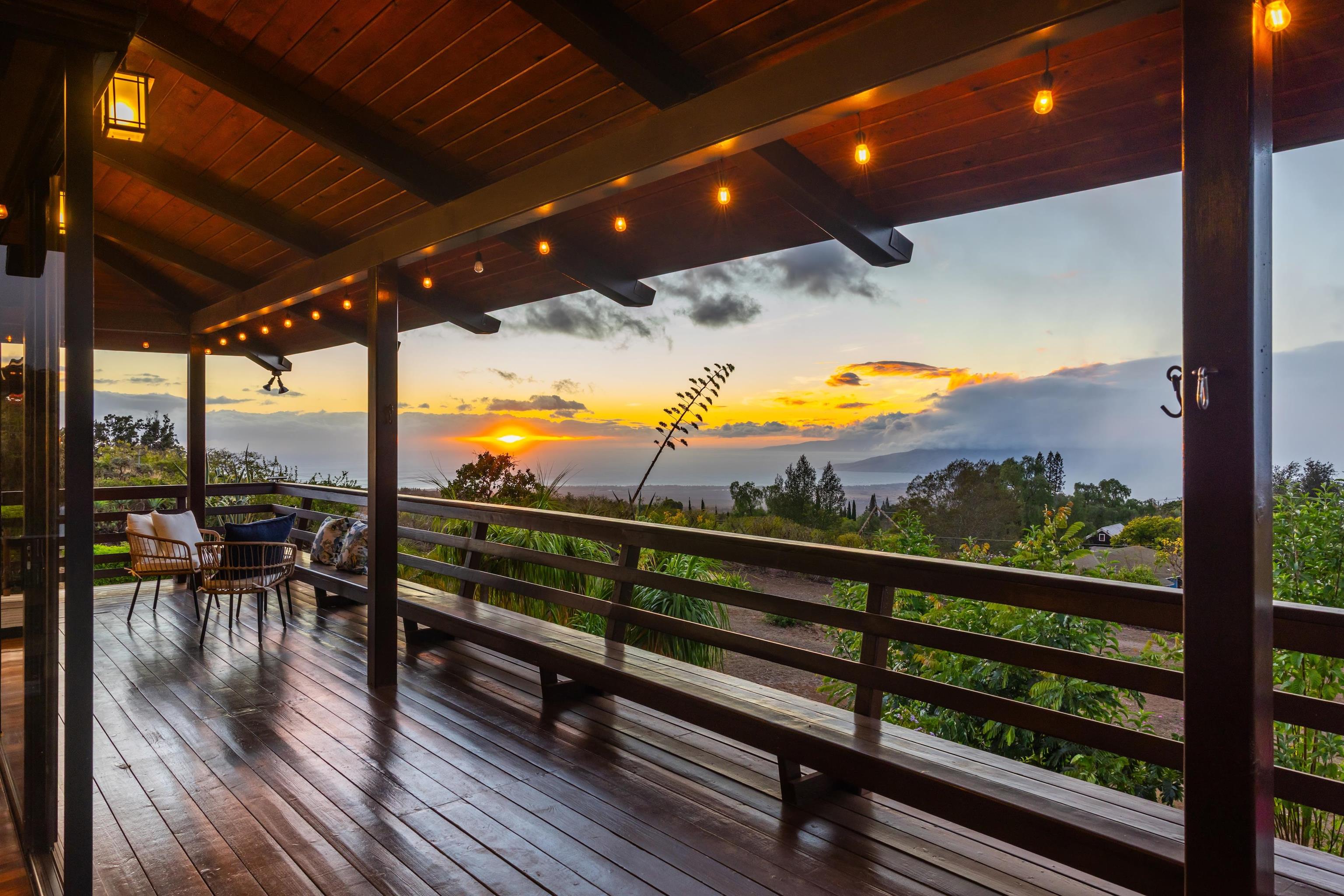 110  Kamehameiki Rd Kula, Kula/Ulupalakua/Kanaio home - photo 3 of 50