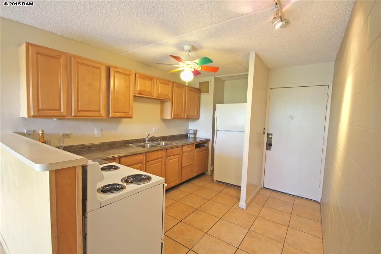 Harbor Lights condo # A319, Kahului, Hawaii - photo 3 of 30