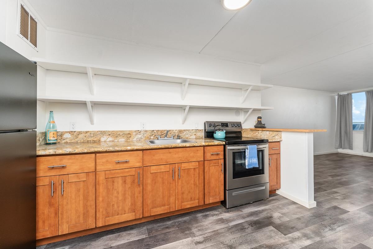 Harbor Lights condo # A104, Kahului, Hawaii - photo 3 of 38