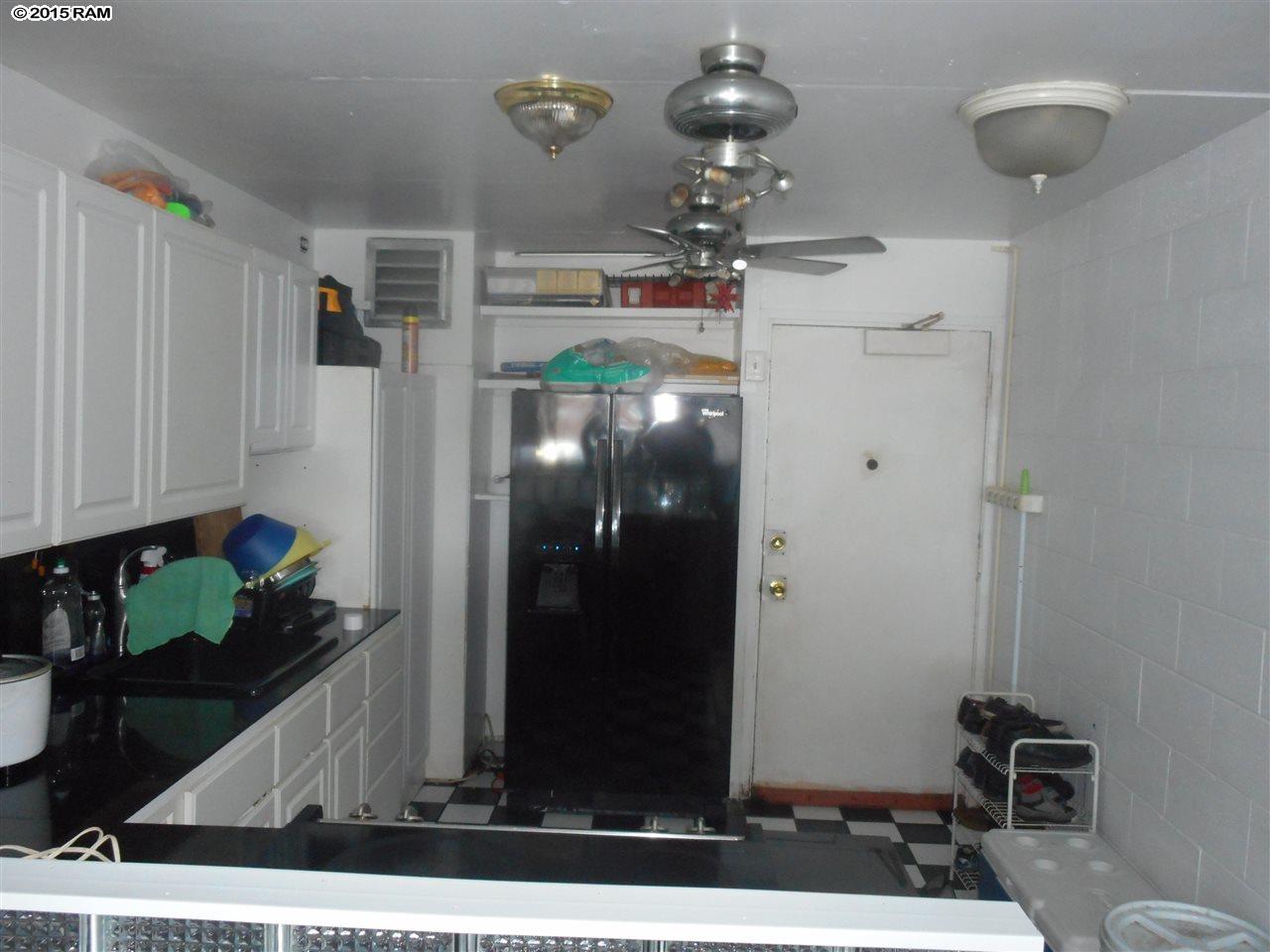 Harbor Lights condo # A-106, Kahului, Hawaii - photo 5 of 13