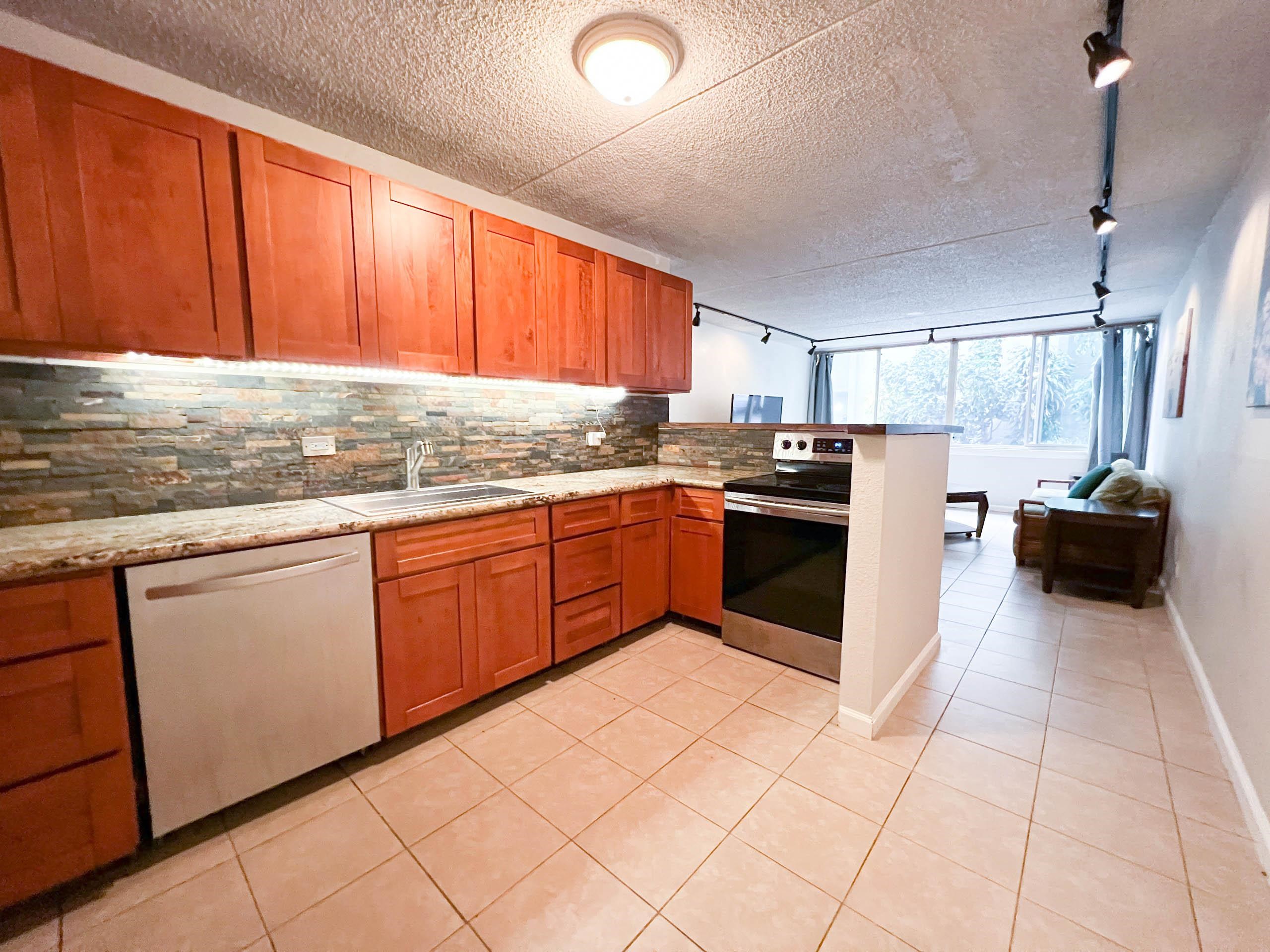Harbor Lights condo # A109, Kahului, Hawaii - photo 2 of 23