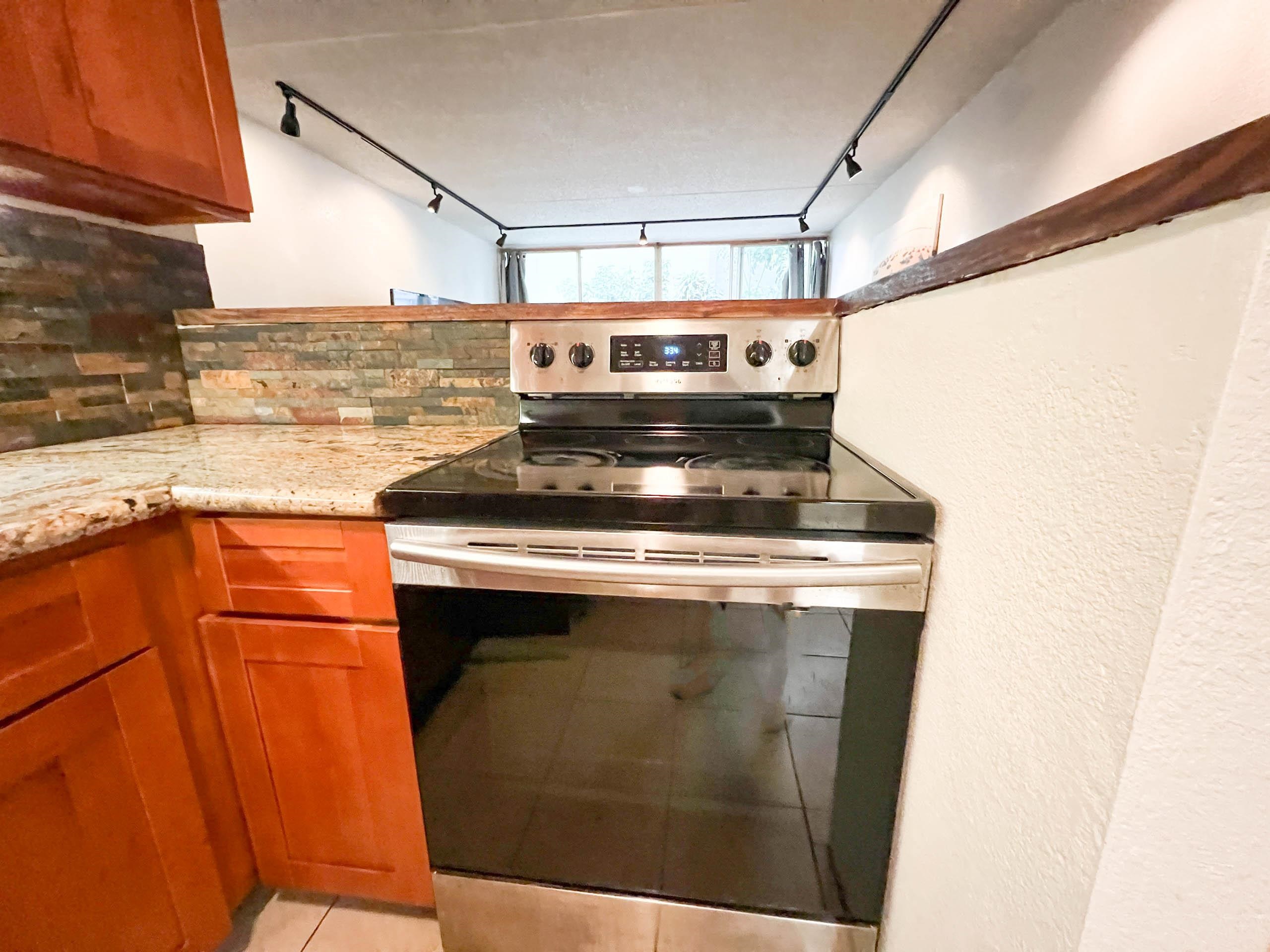 Harbor Lights condo # A109, Kahului, Hawaii - photo 18 of 23