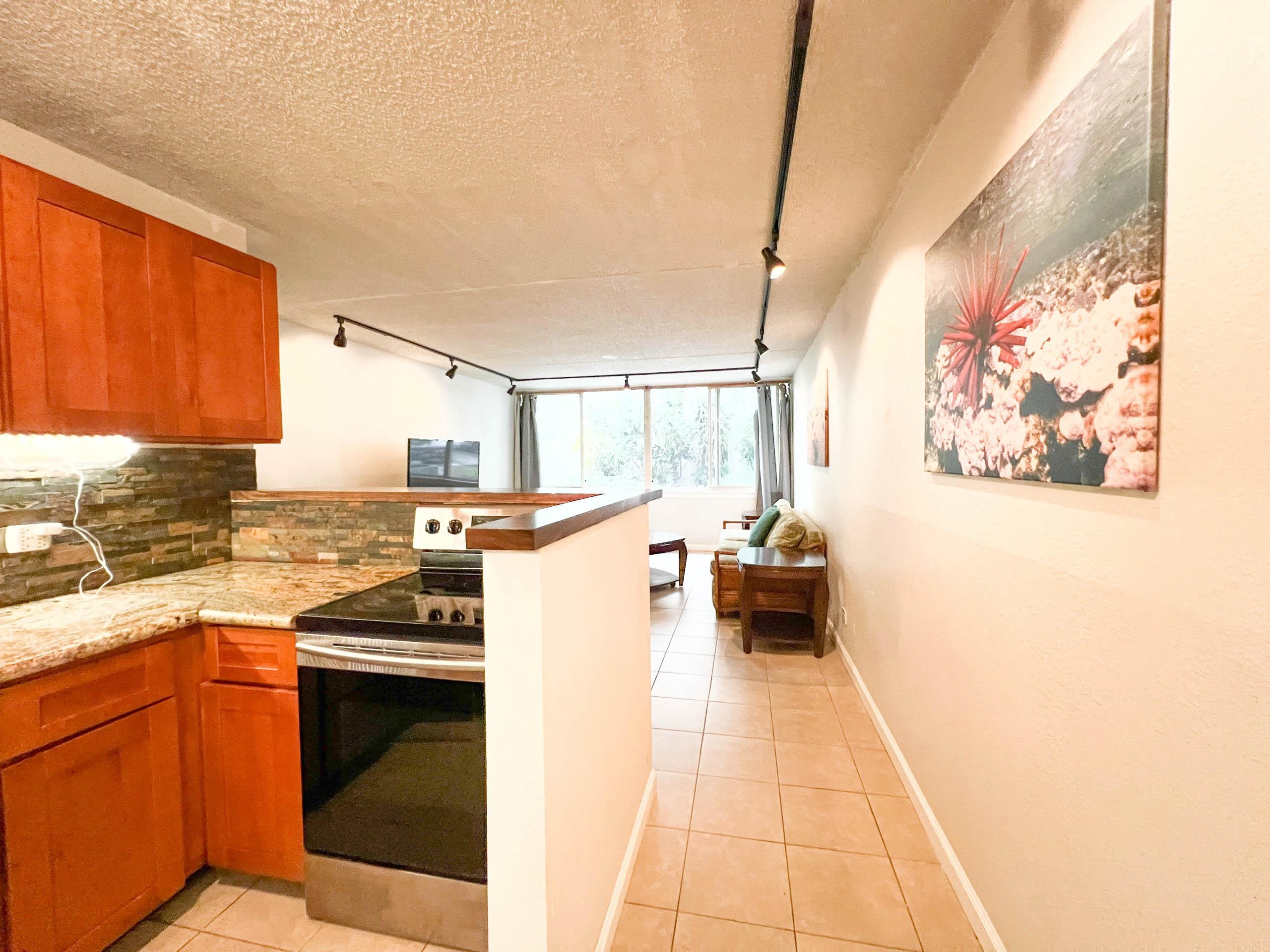 Harbor Lights condo # A109, Kahului, Hawaii - photo 20 of 23