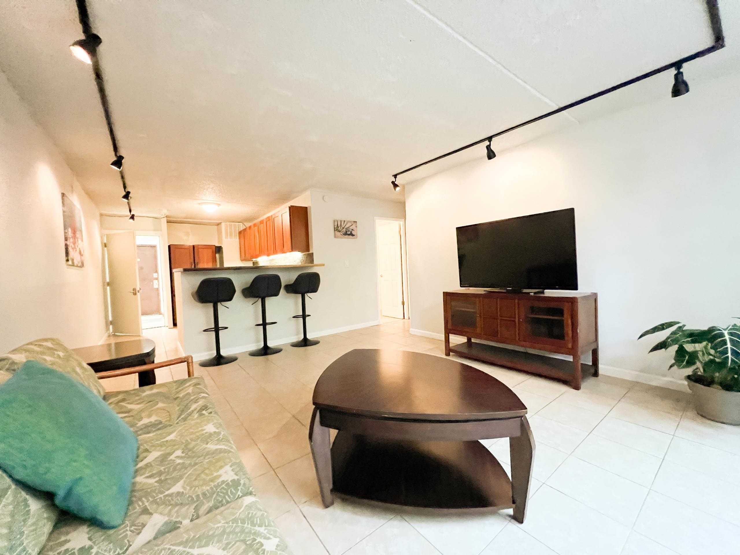 Harbor Lights condo # A109, Kahului, Hawaii - photo 4 of 23